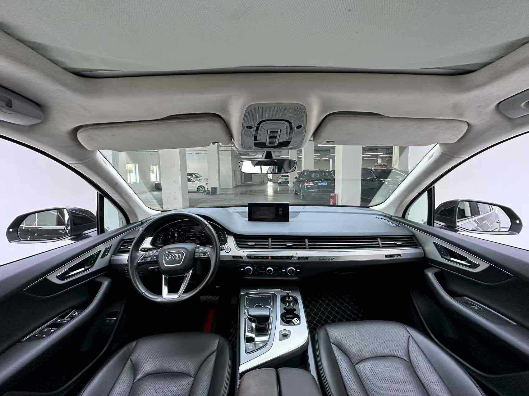 Audi Q7 New Energy 2019 car image #10