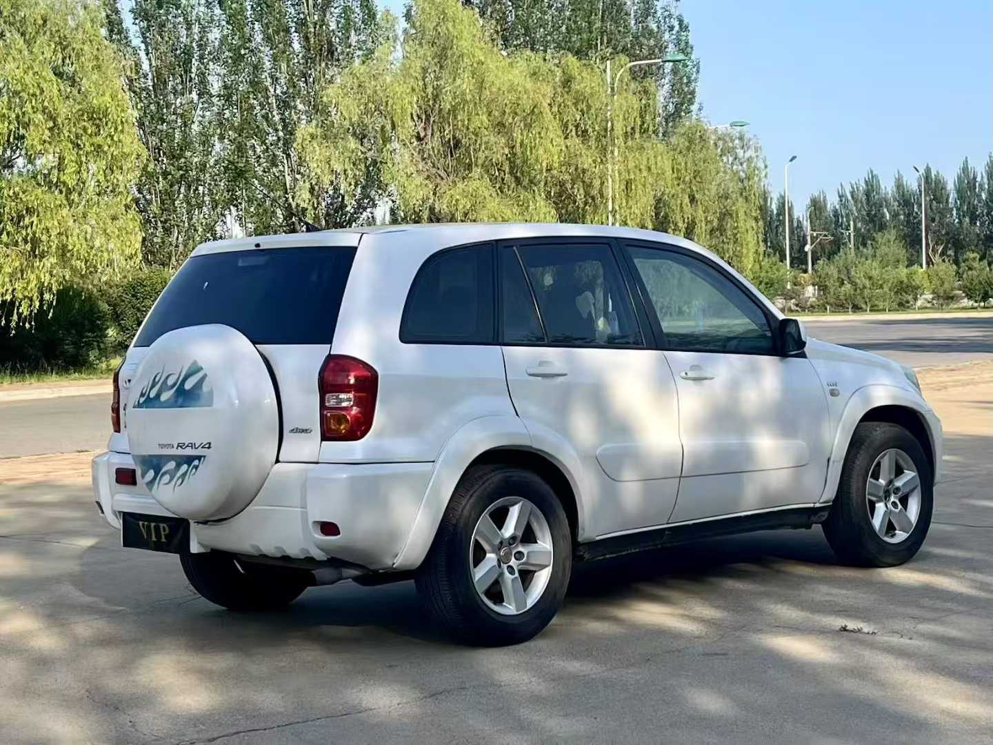 Toyota RAV4 (Imported) 2005 image de voiture #10