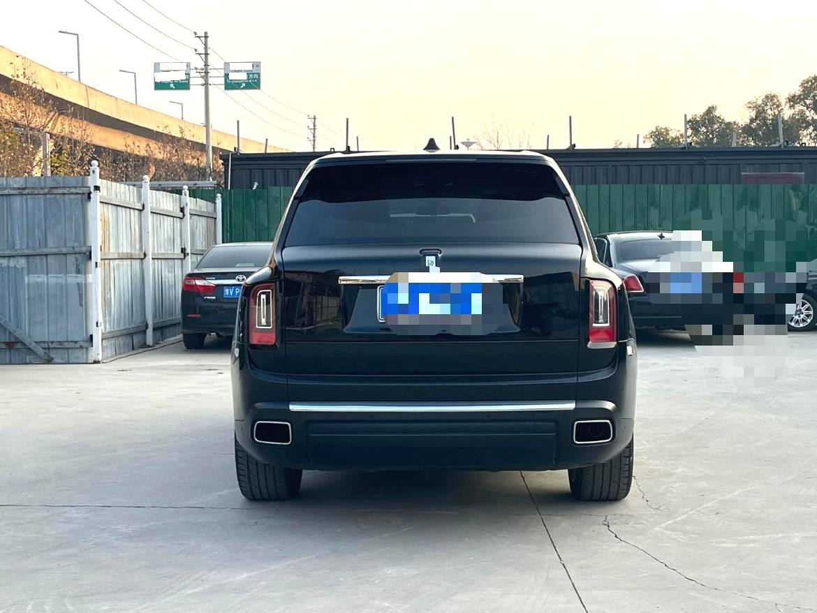 Volkswagen Cullinan 2019 car image #10