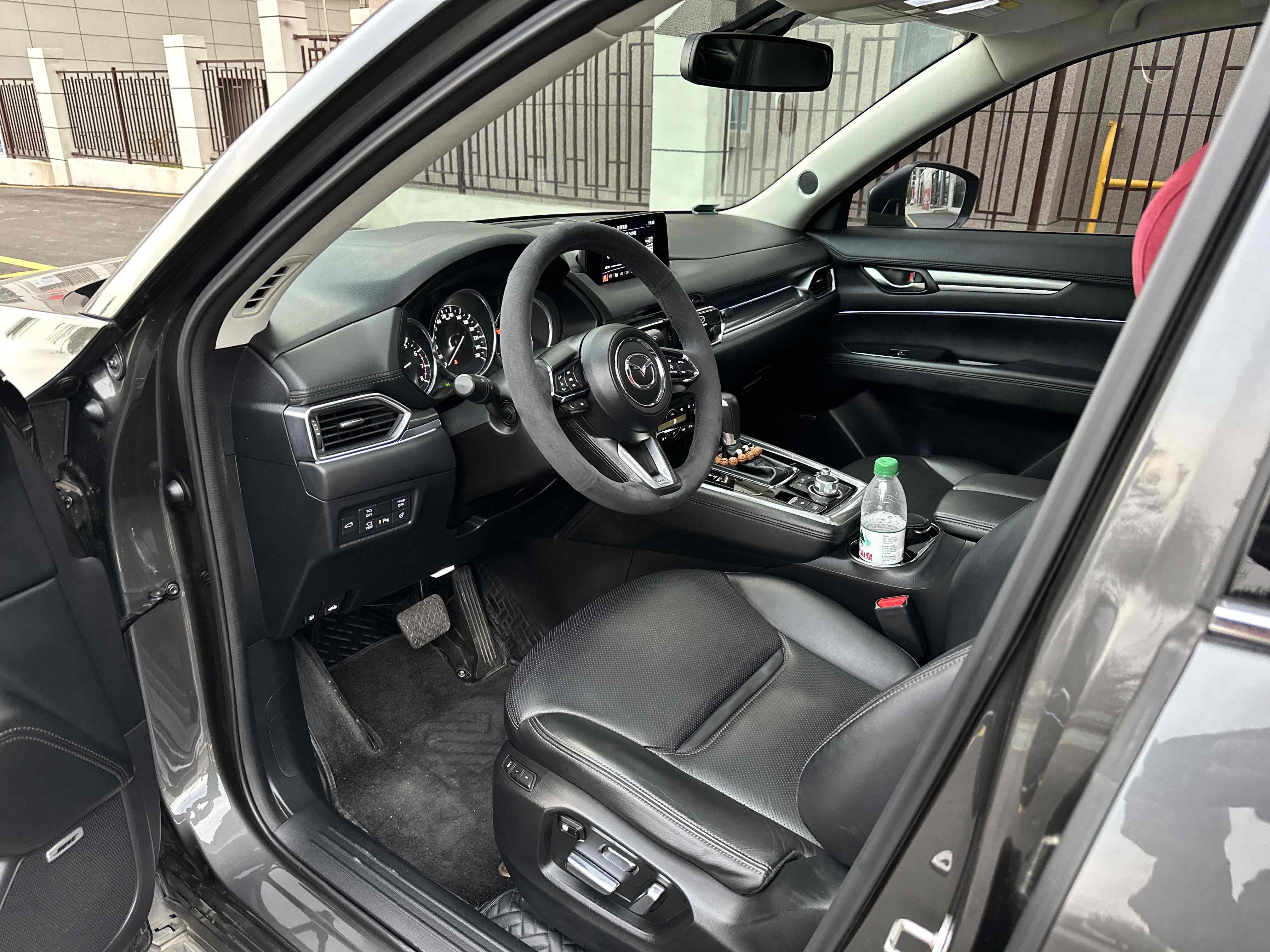 Mazda CX-8 2020 car image #10