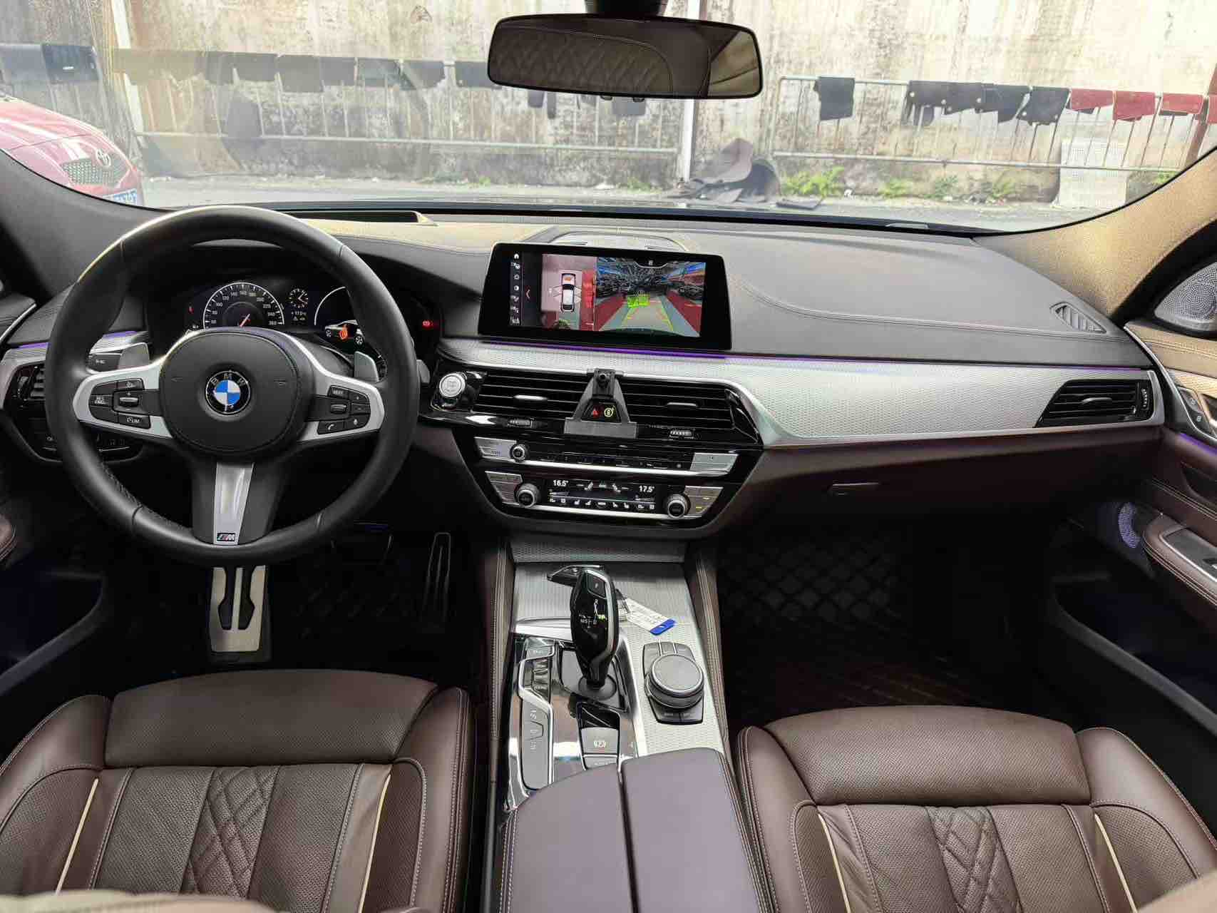 BMW 6 Series GT 2019 car image #10