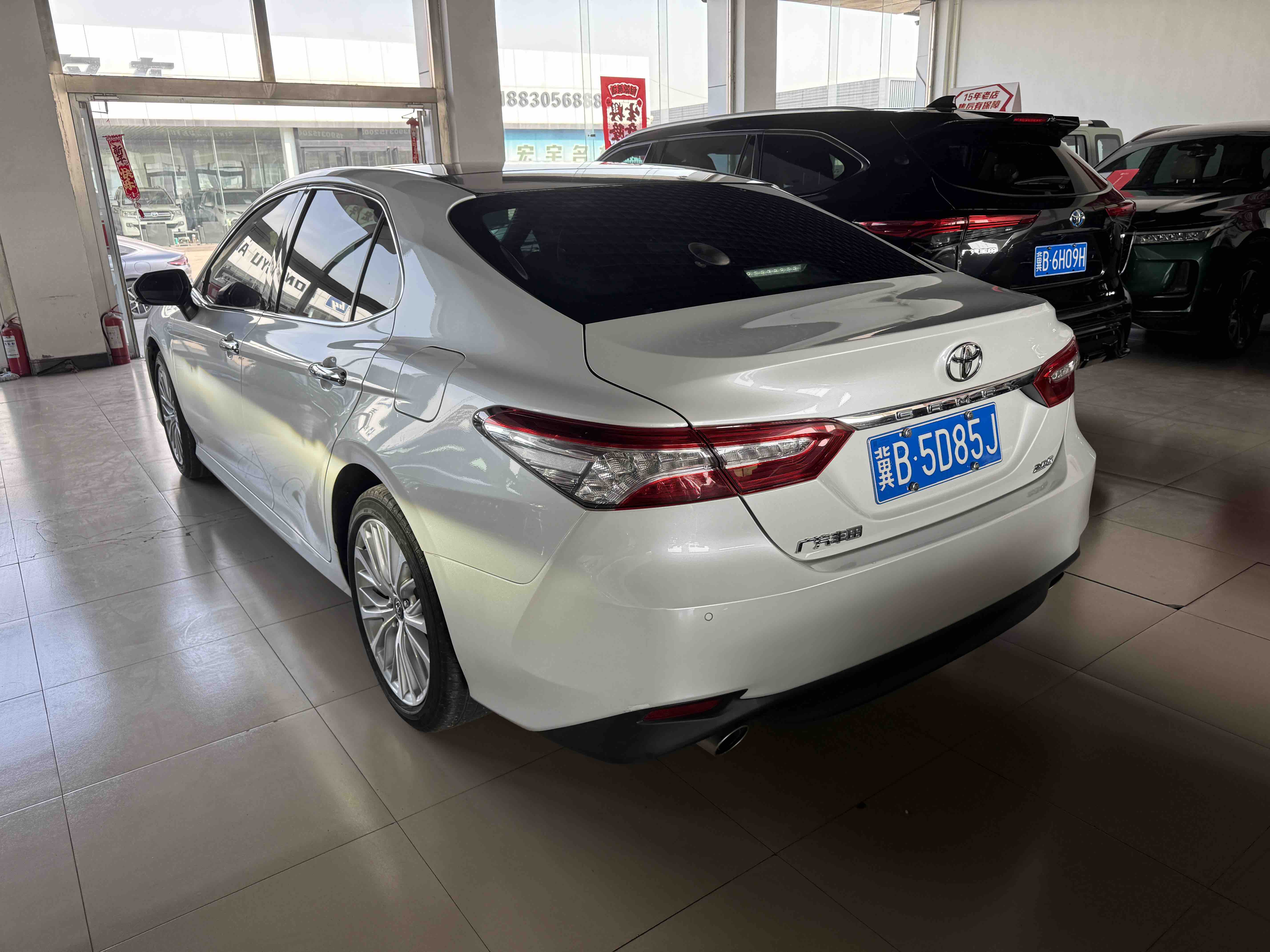Toyota Camry 2020 imagem de carro #10