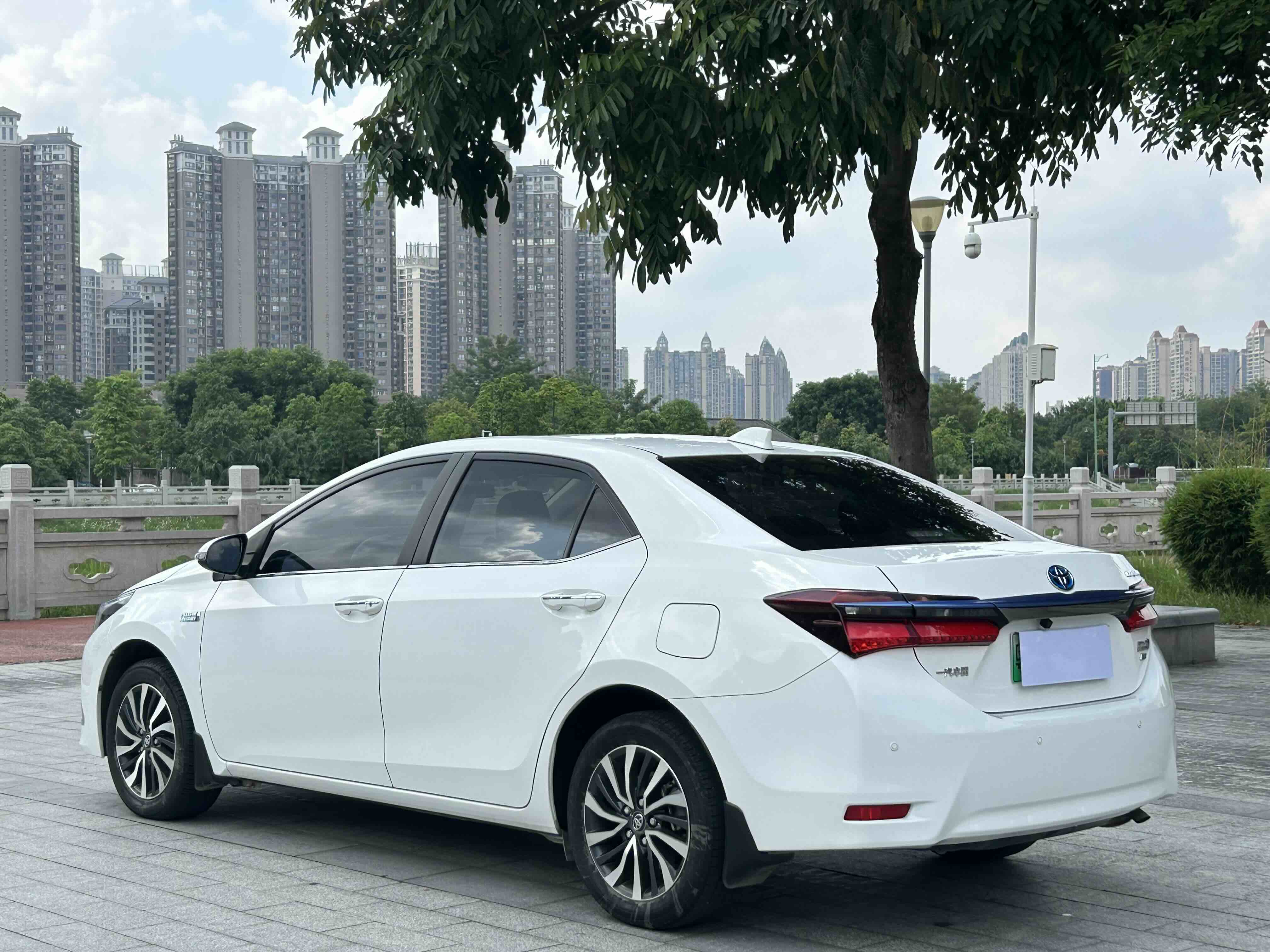 Toyota Corolla Hybird E+ 2022 immagine di auto #10