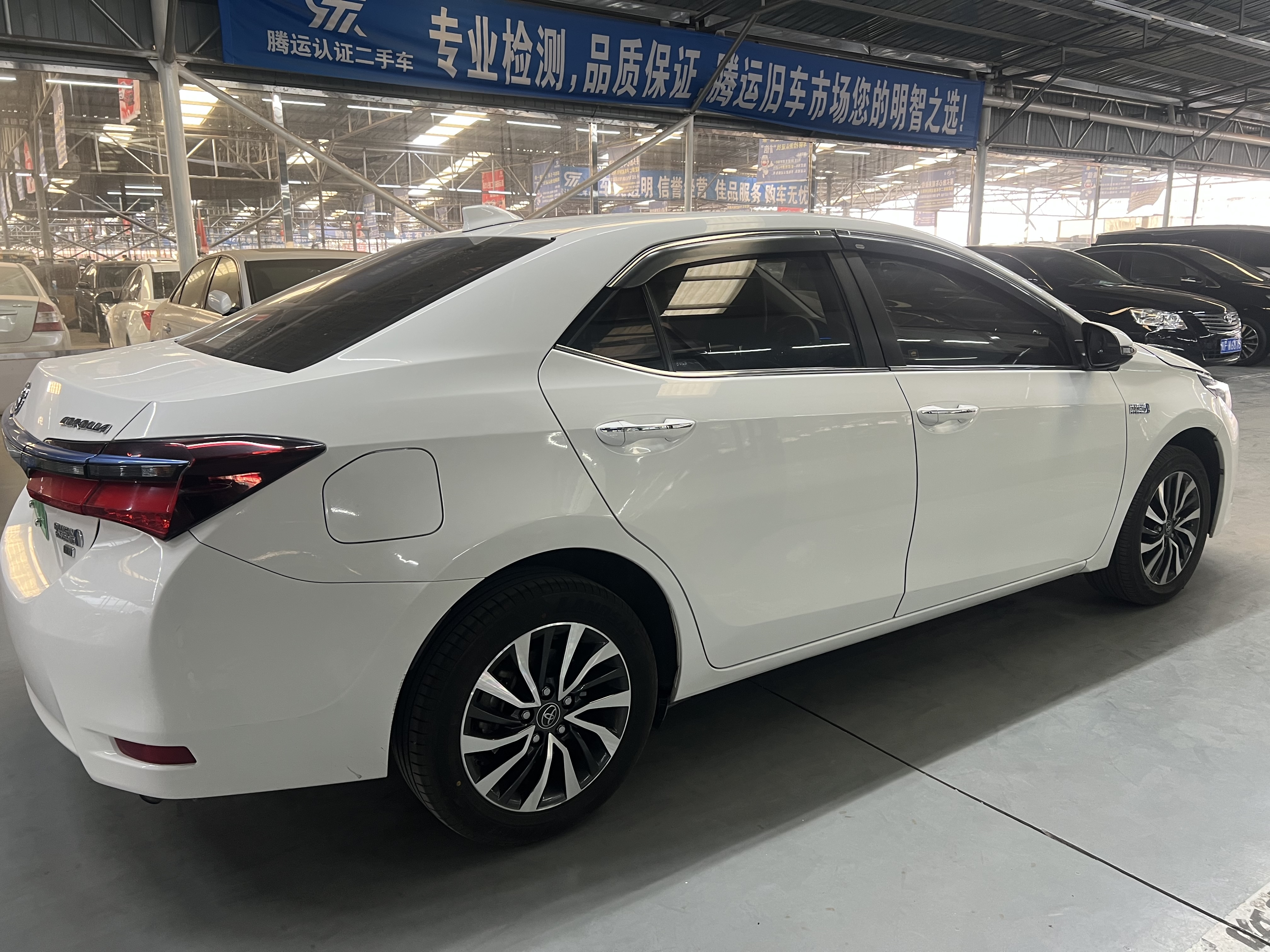 Toyota Corolla Hybird E+ 2020 immagine di auto #10