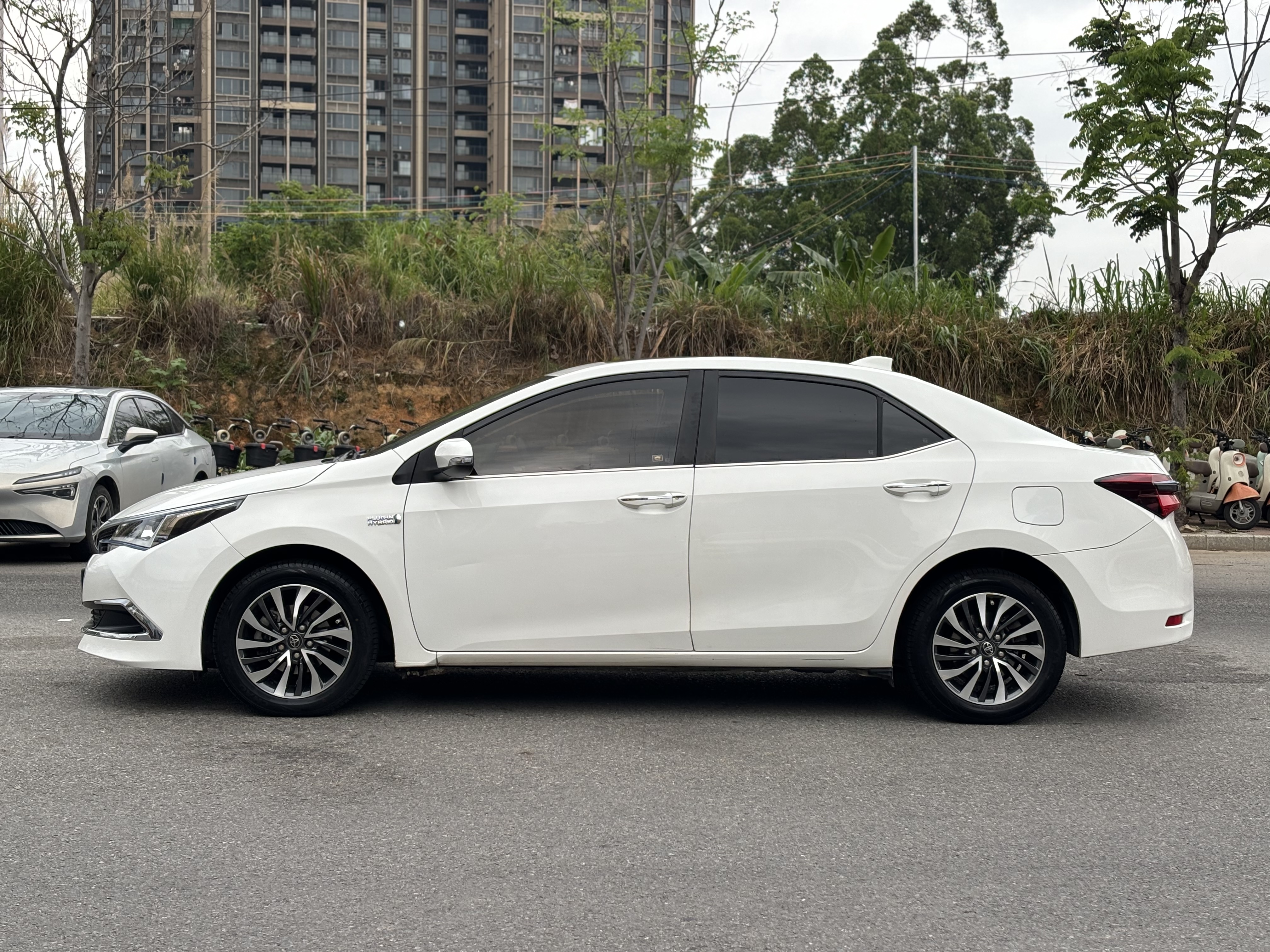 Toyota Corolla Hybird E+ 2020 car image #10