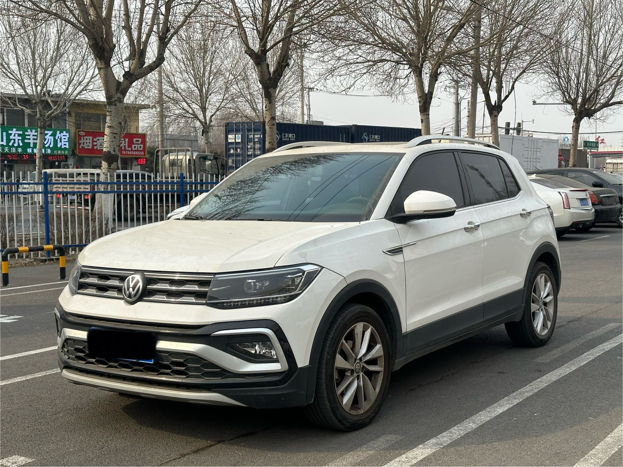 Volkswagen T-Cross 2019 car image #10