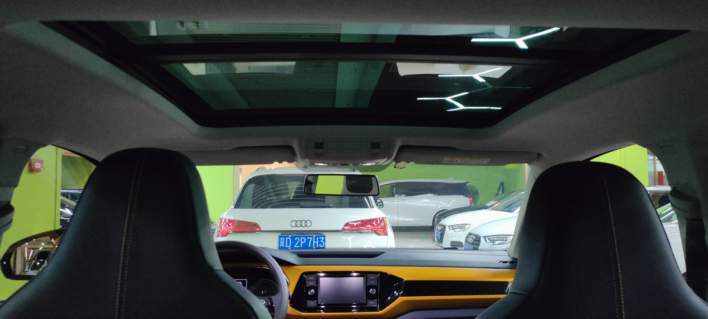 Volkswagen T-Cross 2020 #10 Volkswagen T-Cross 2020 car image #10