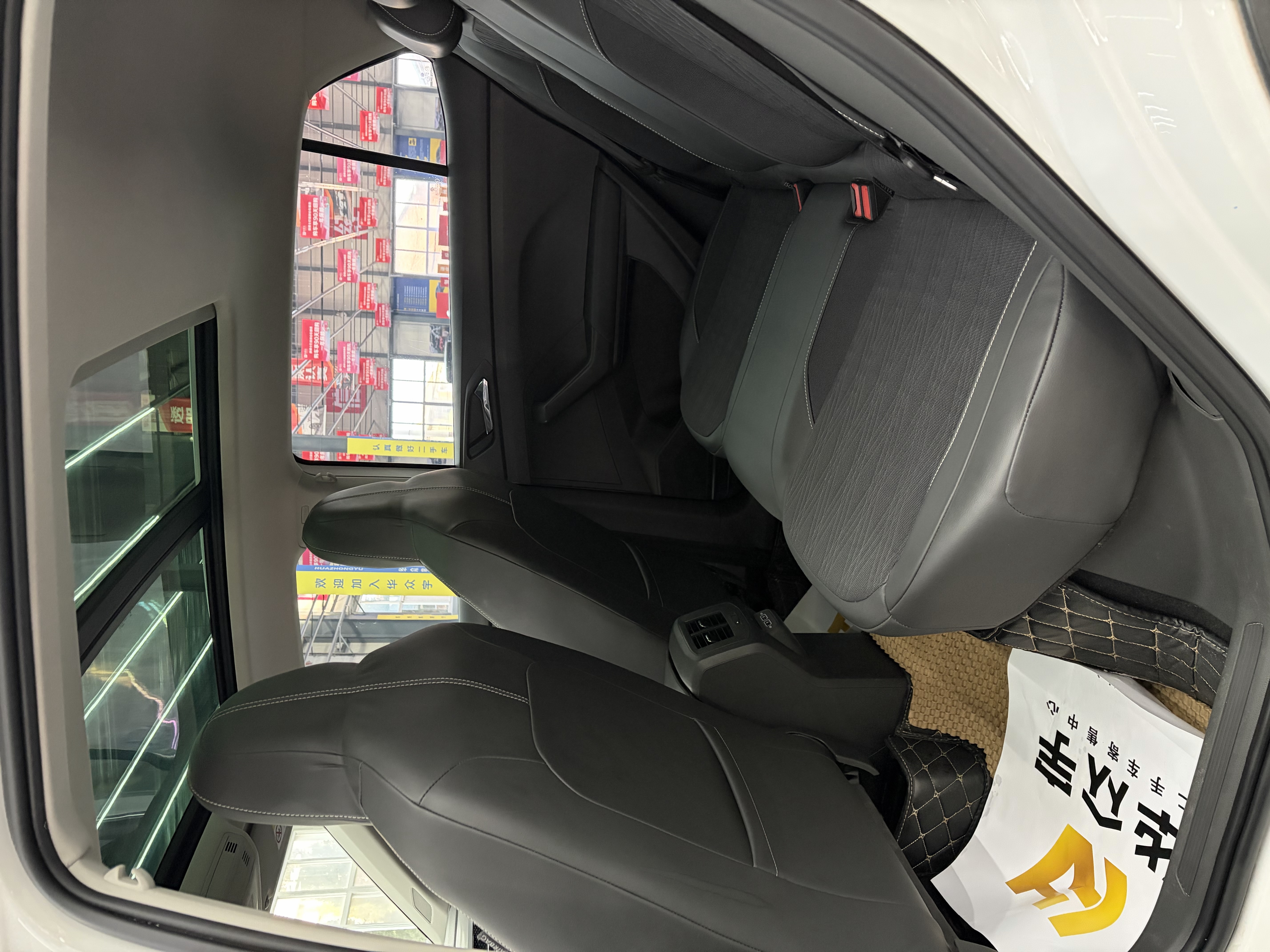 Volkswagen T-Cross 2020 #10 Volkswagen T-Cross 2020 car image #10