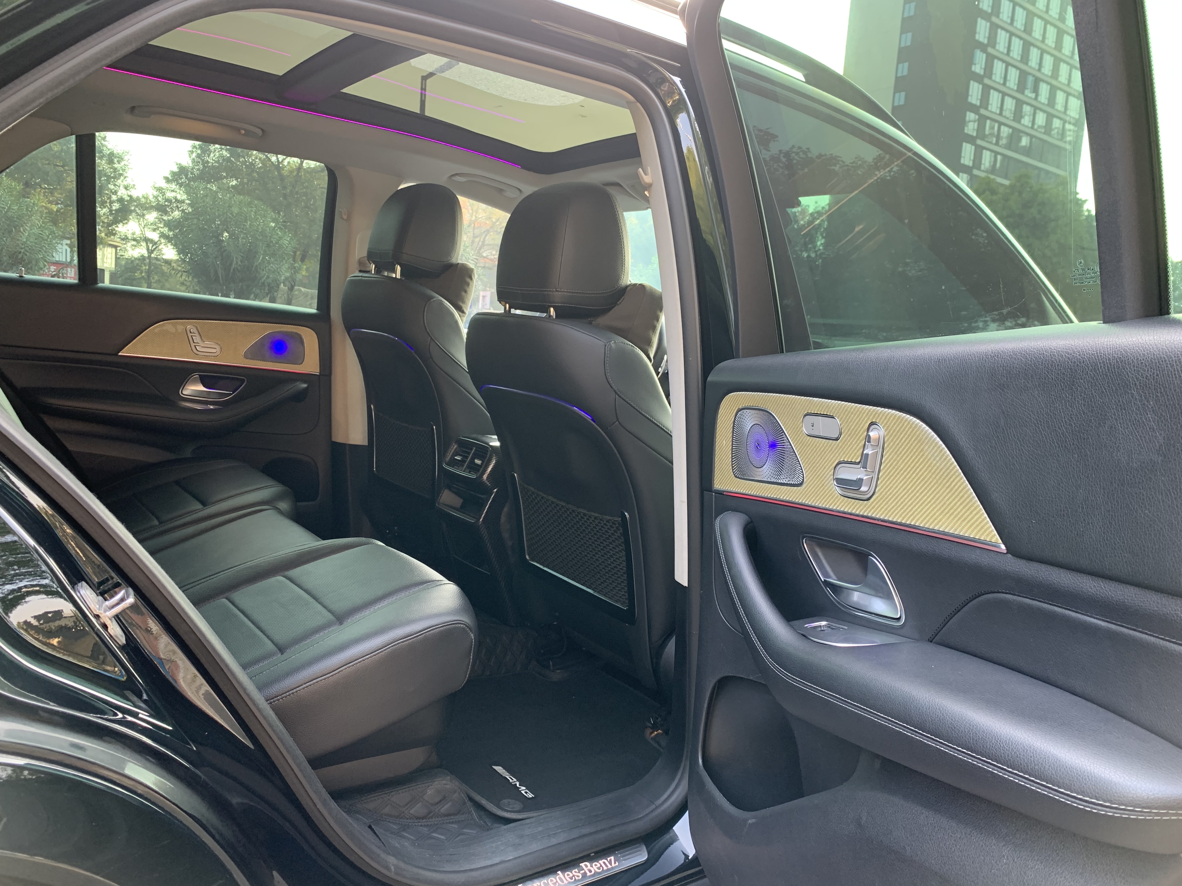 Mercedes-Benz GLE Class 2020 car image #10