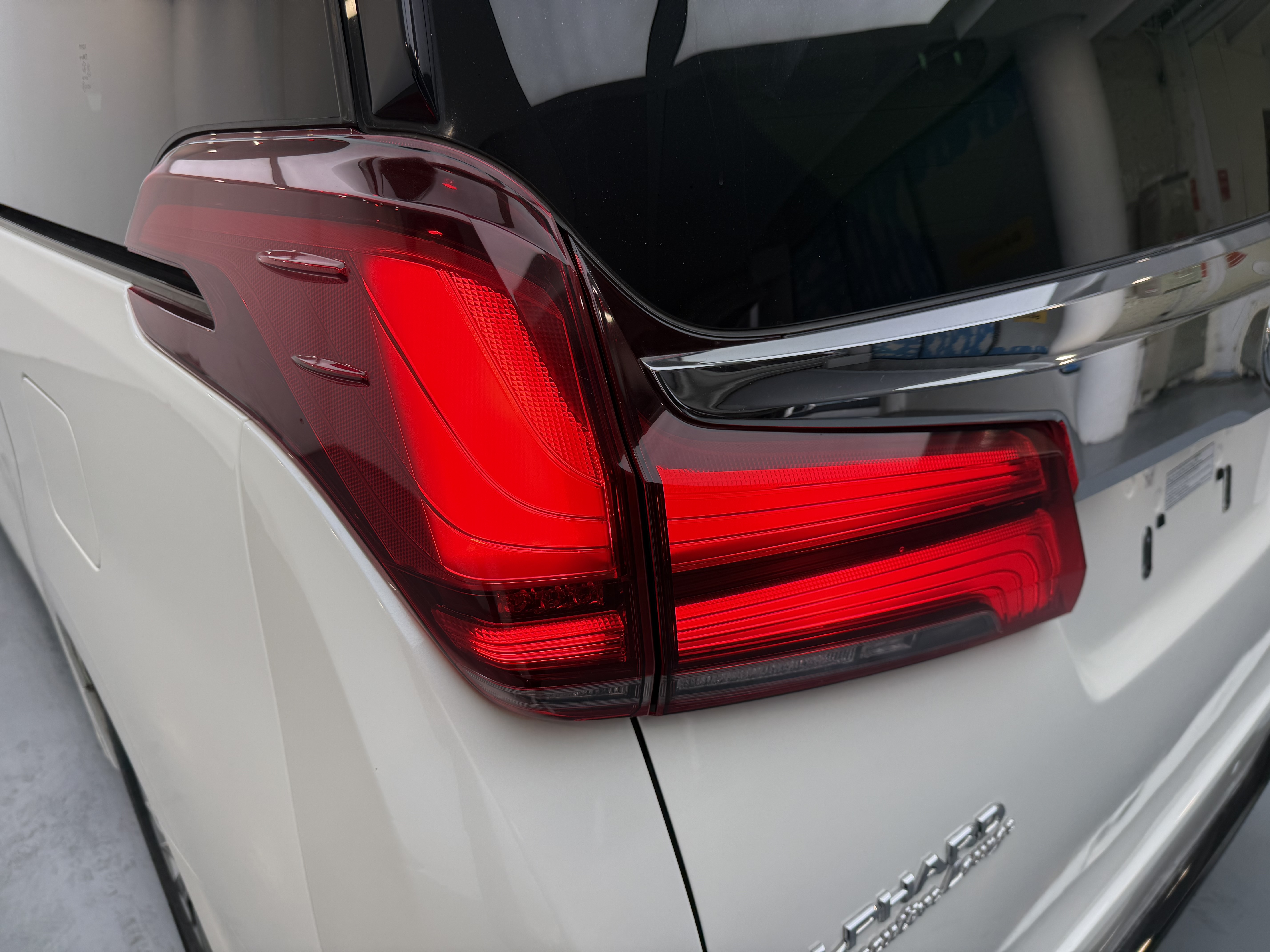 Toyota Alphard 2020 #10 Toyota Alphard 2020 car image #10