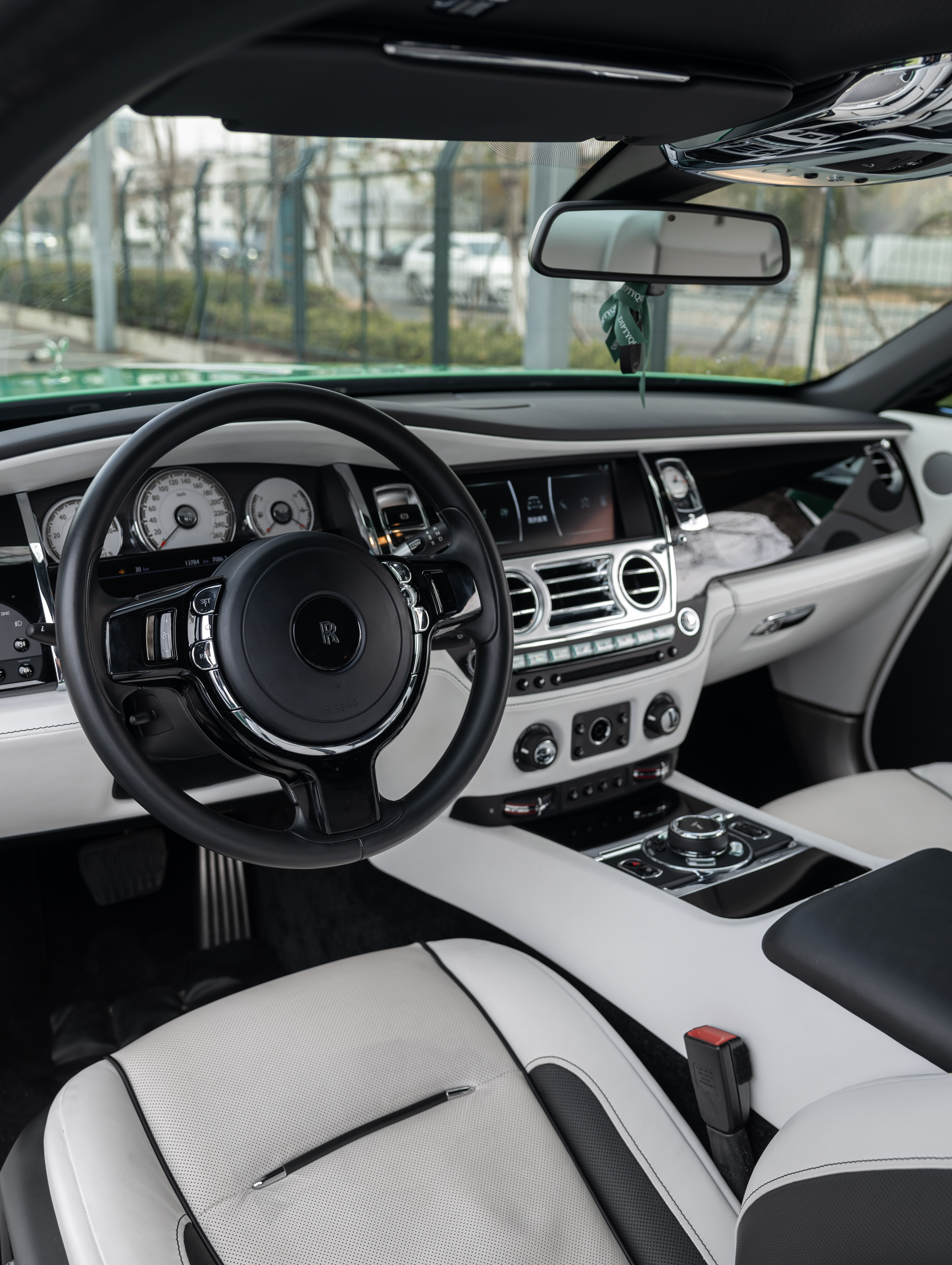 劳斯莱斯 魅影 2024 汽车图片 #10