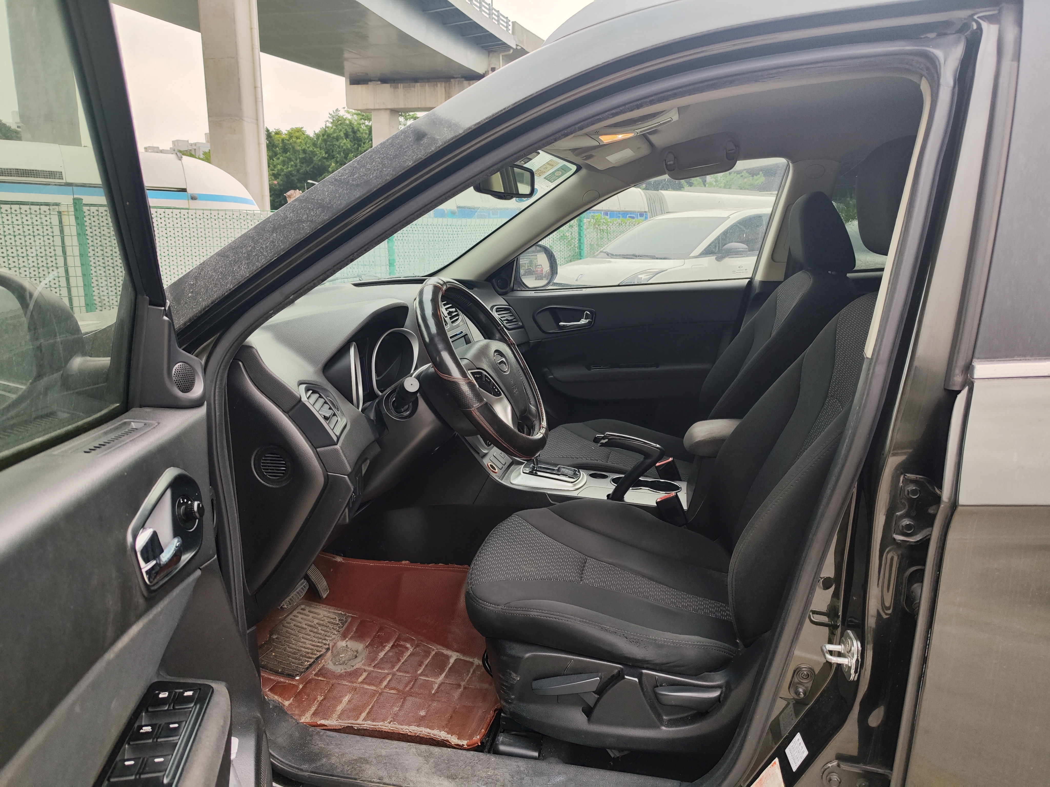 GAC Trumpchi GS5 2014 #10 GAC Trumpchi GS5 2014 car image #10