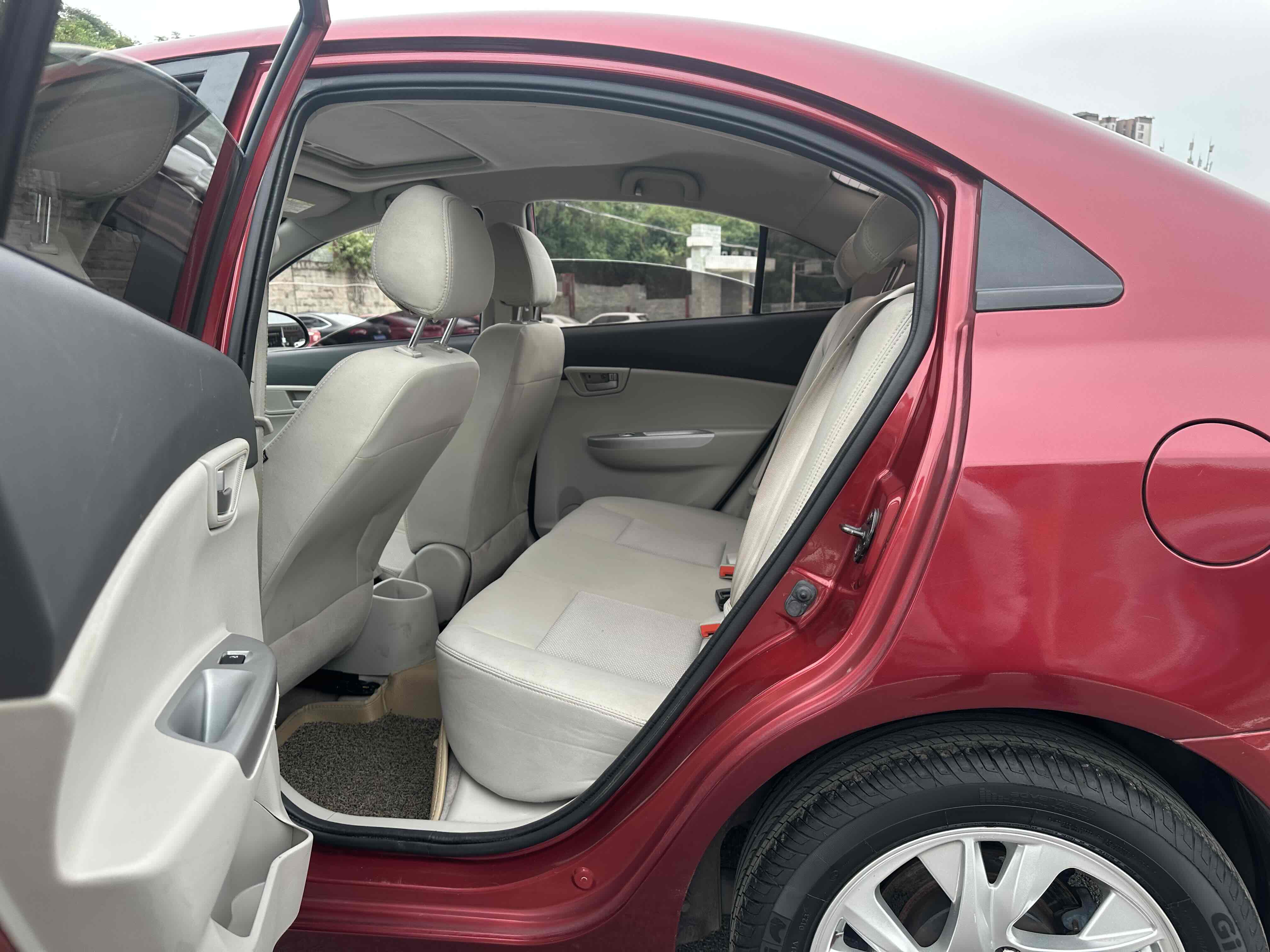 Changan Alsvin V5 2014 #10 Changan Alsvin V5 2014 car image #10