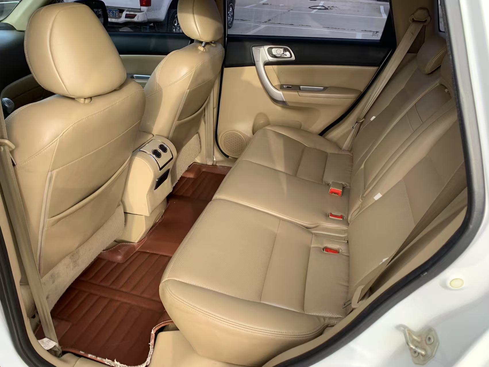 Haval H3 2012 #10 Haval H3 2012 car image #10