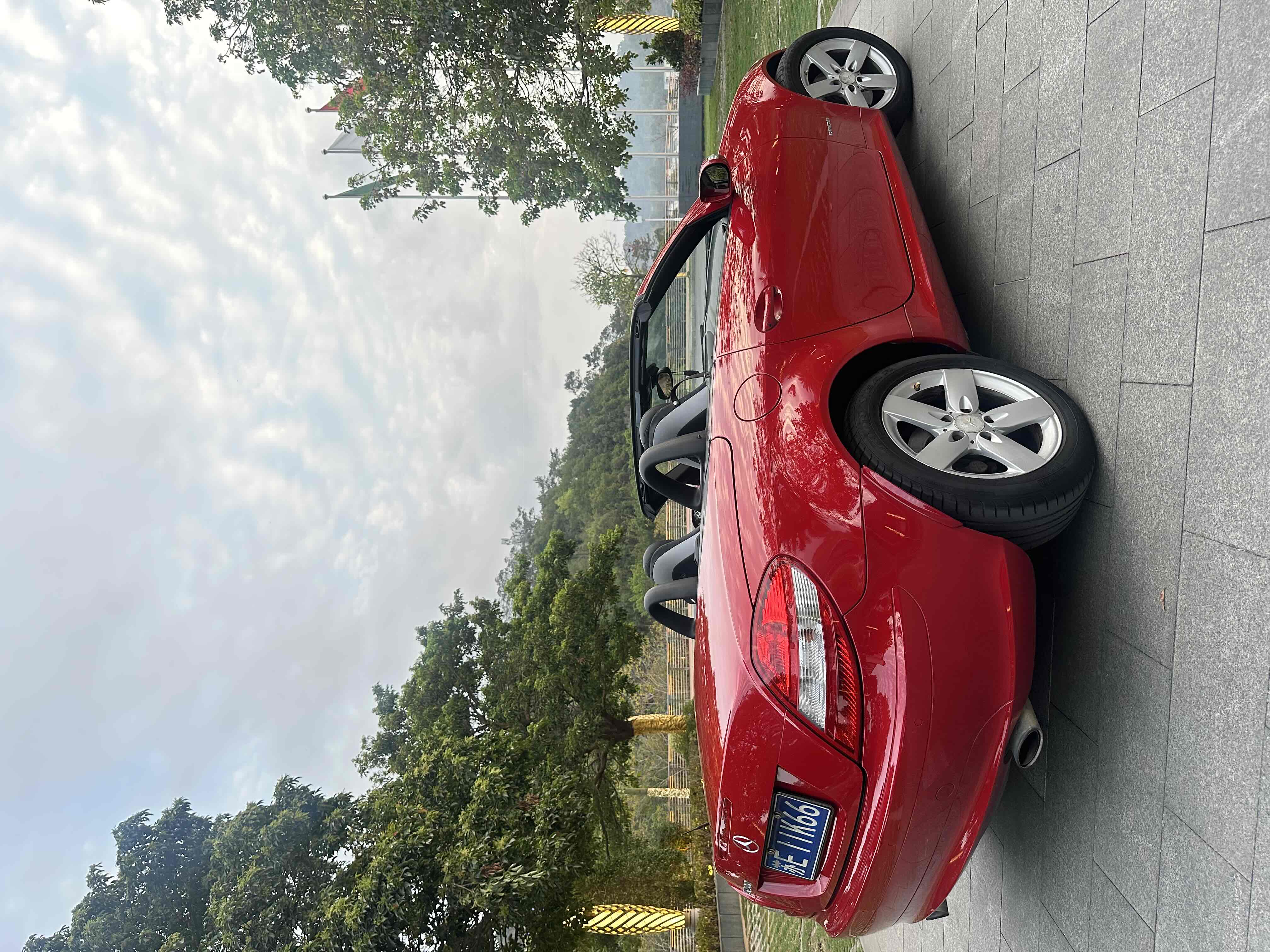 Mercedes-Benz CLK Class 2008 car image #10