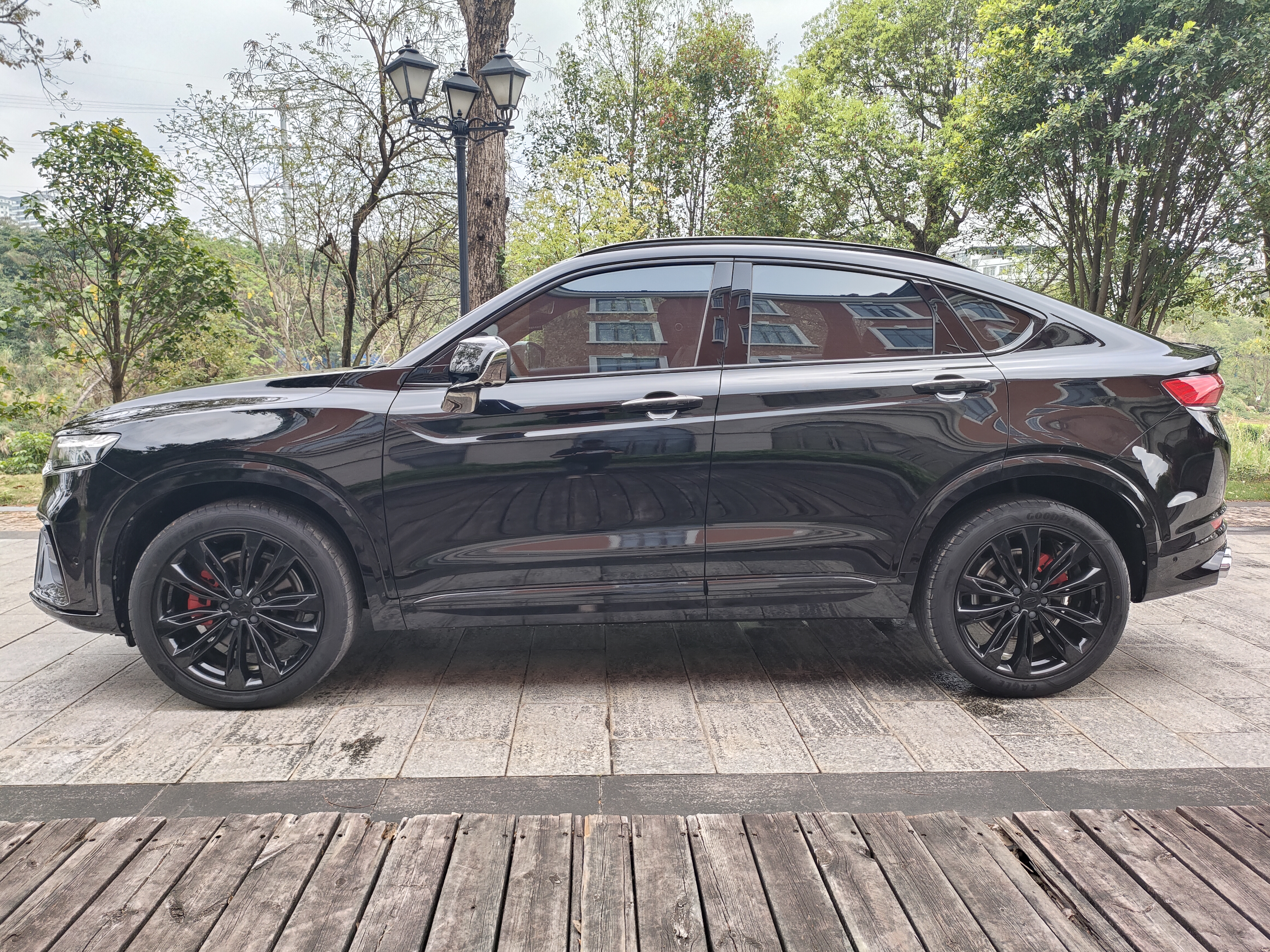 GEELY Tugella 2020 car image #10