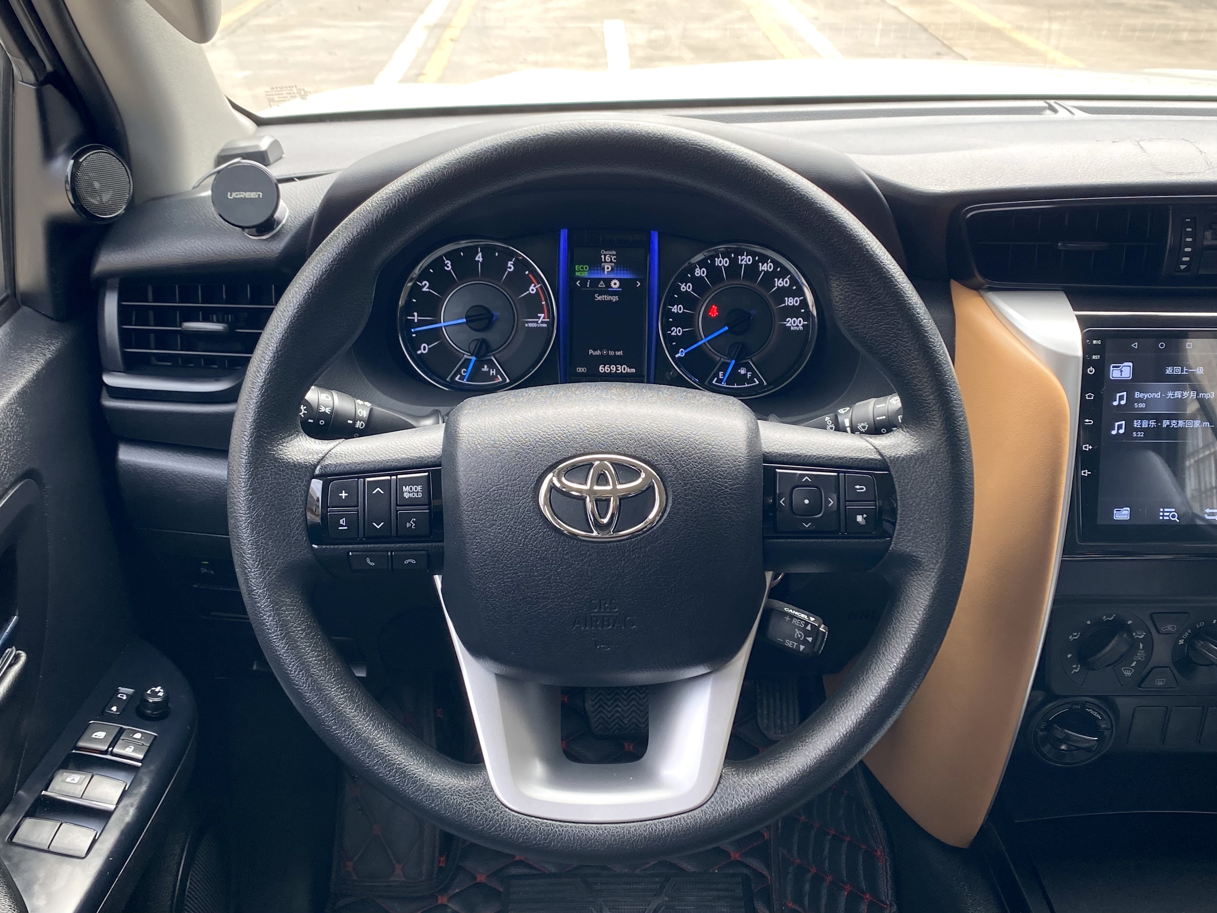 Toyota 2019 car image #10