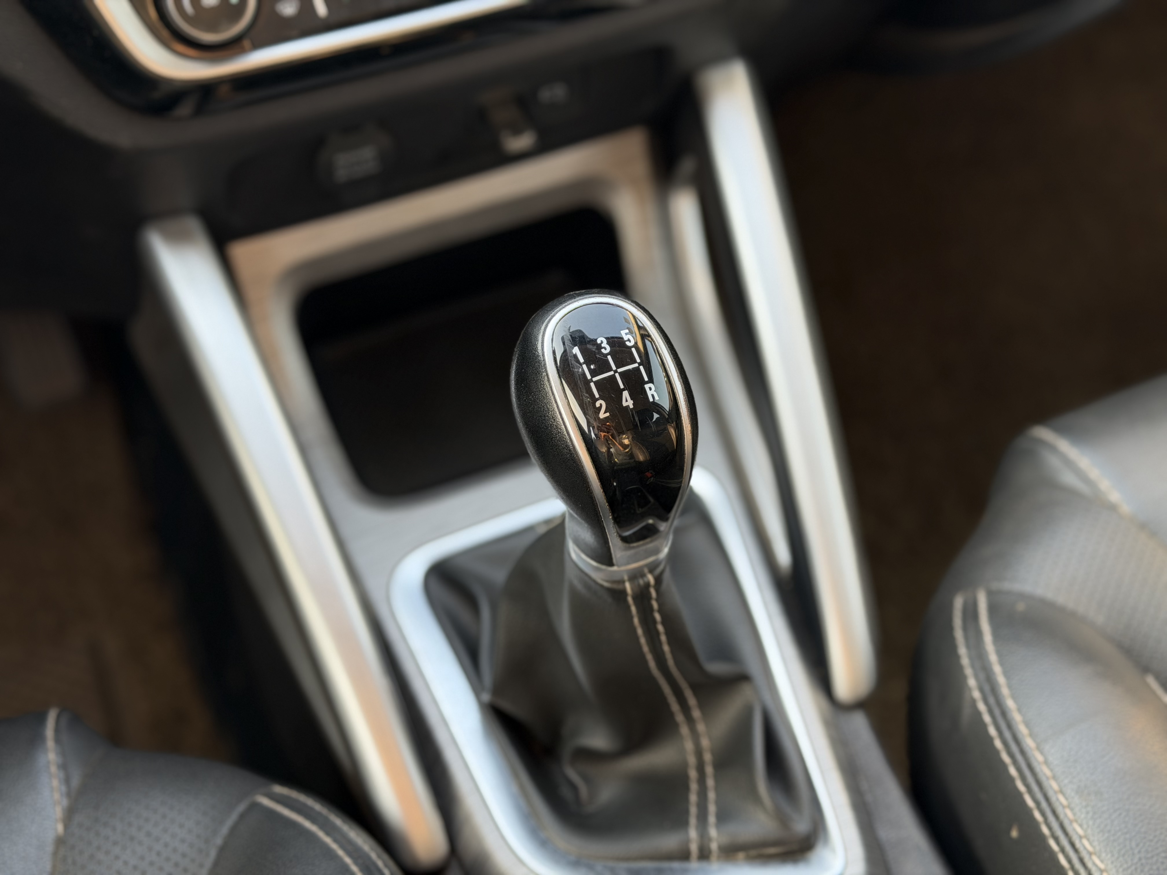 2019 #10 2019 car image #10