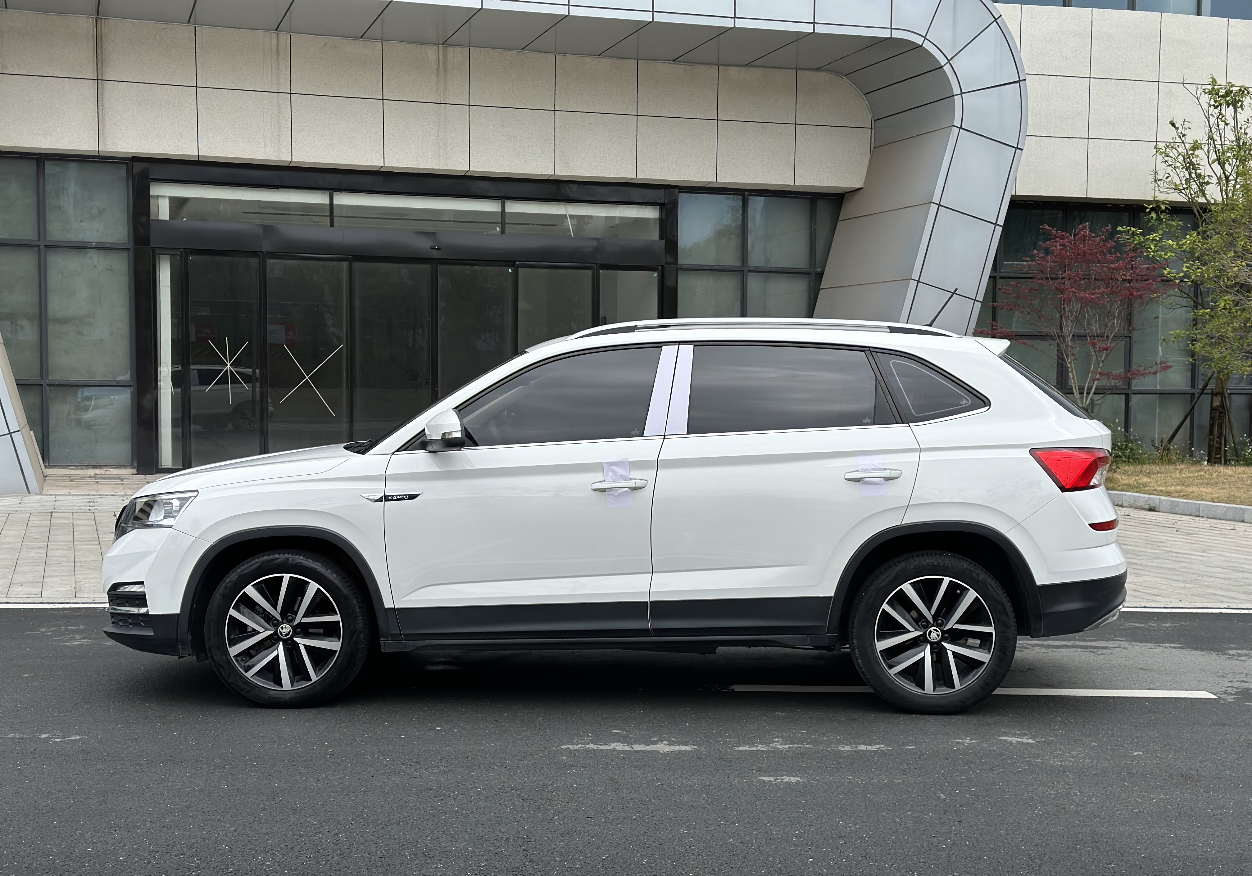 Skoda Kamiq 2019 image de voiture #10