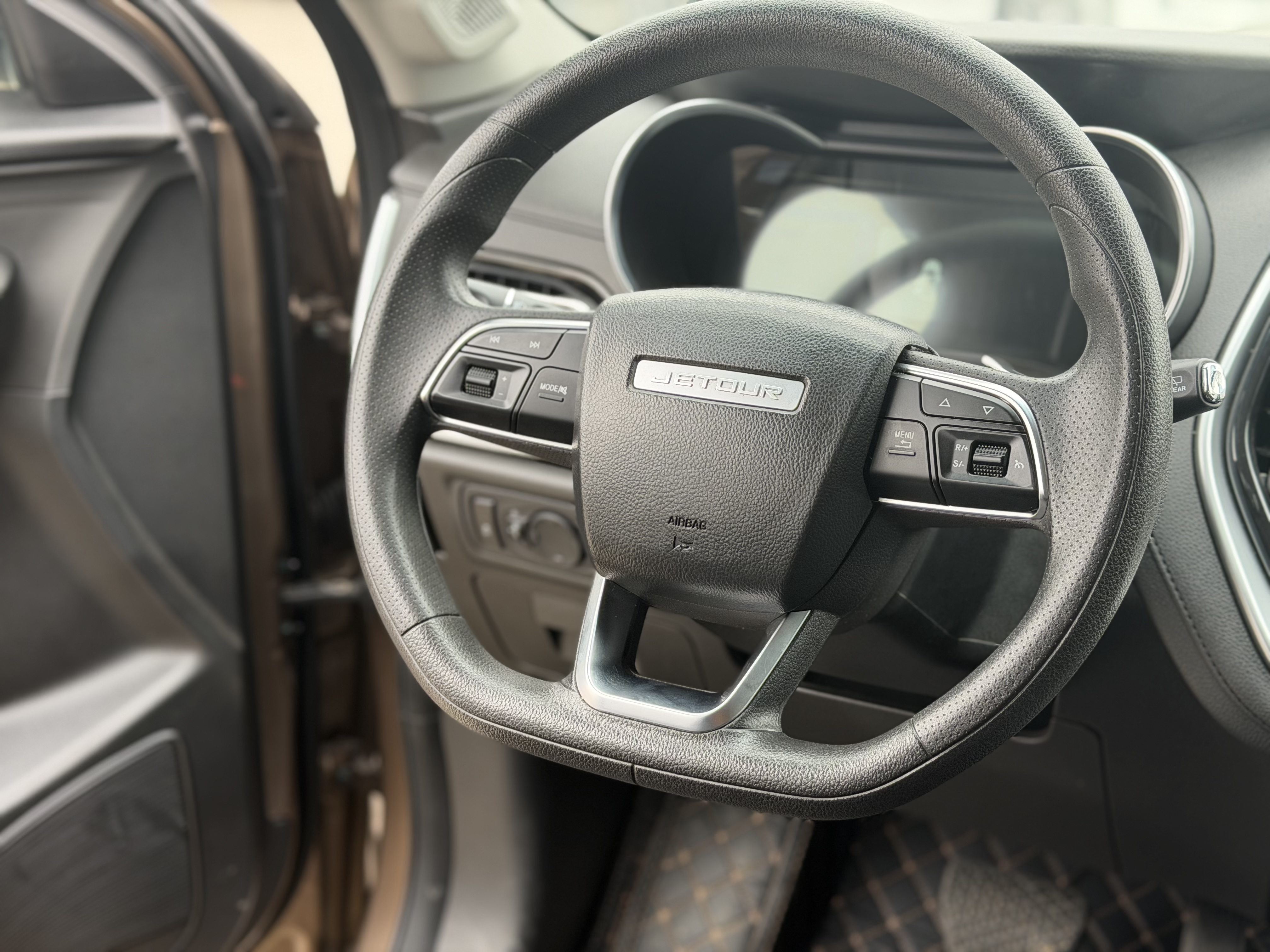 Jetour X70 2020 car image #10