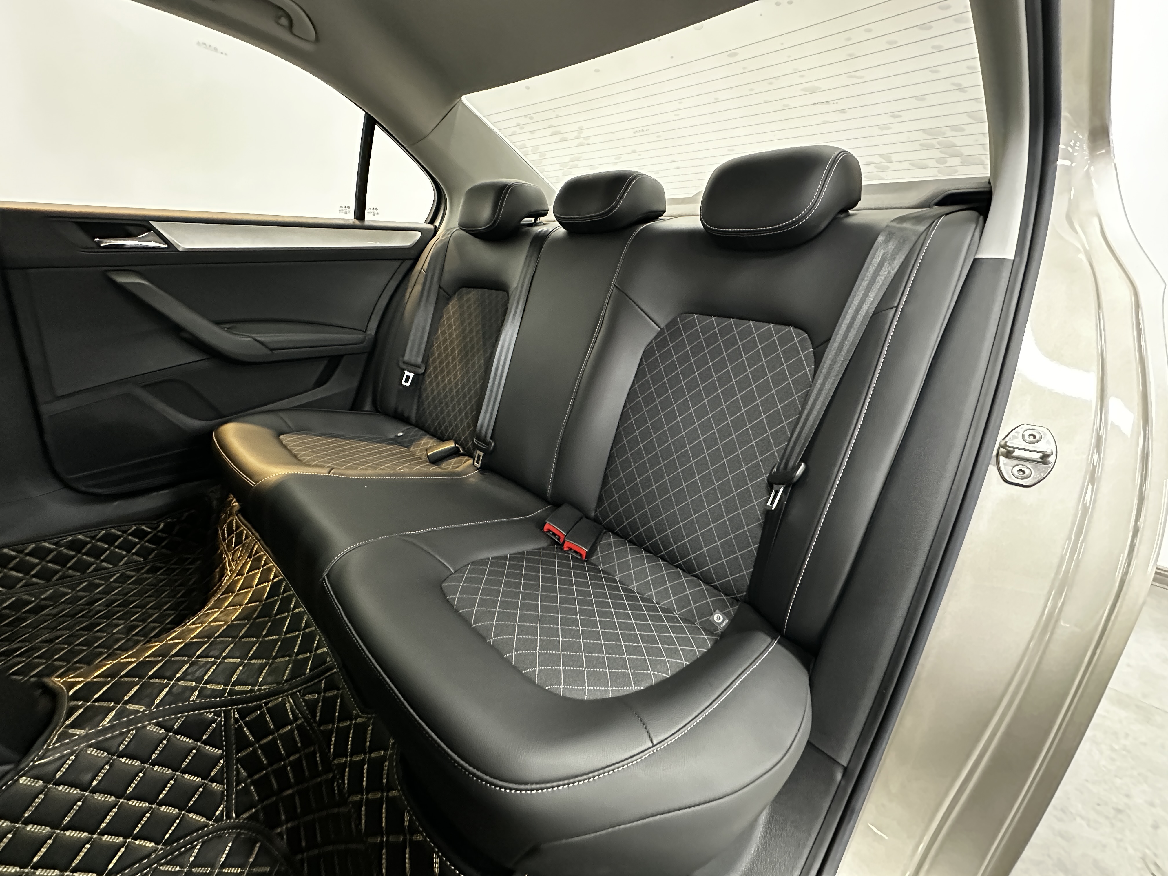 Skoda Rapid 2019 #10 Skoda Rapid 2019 car image #10