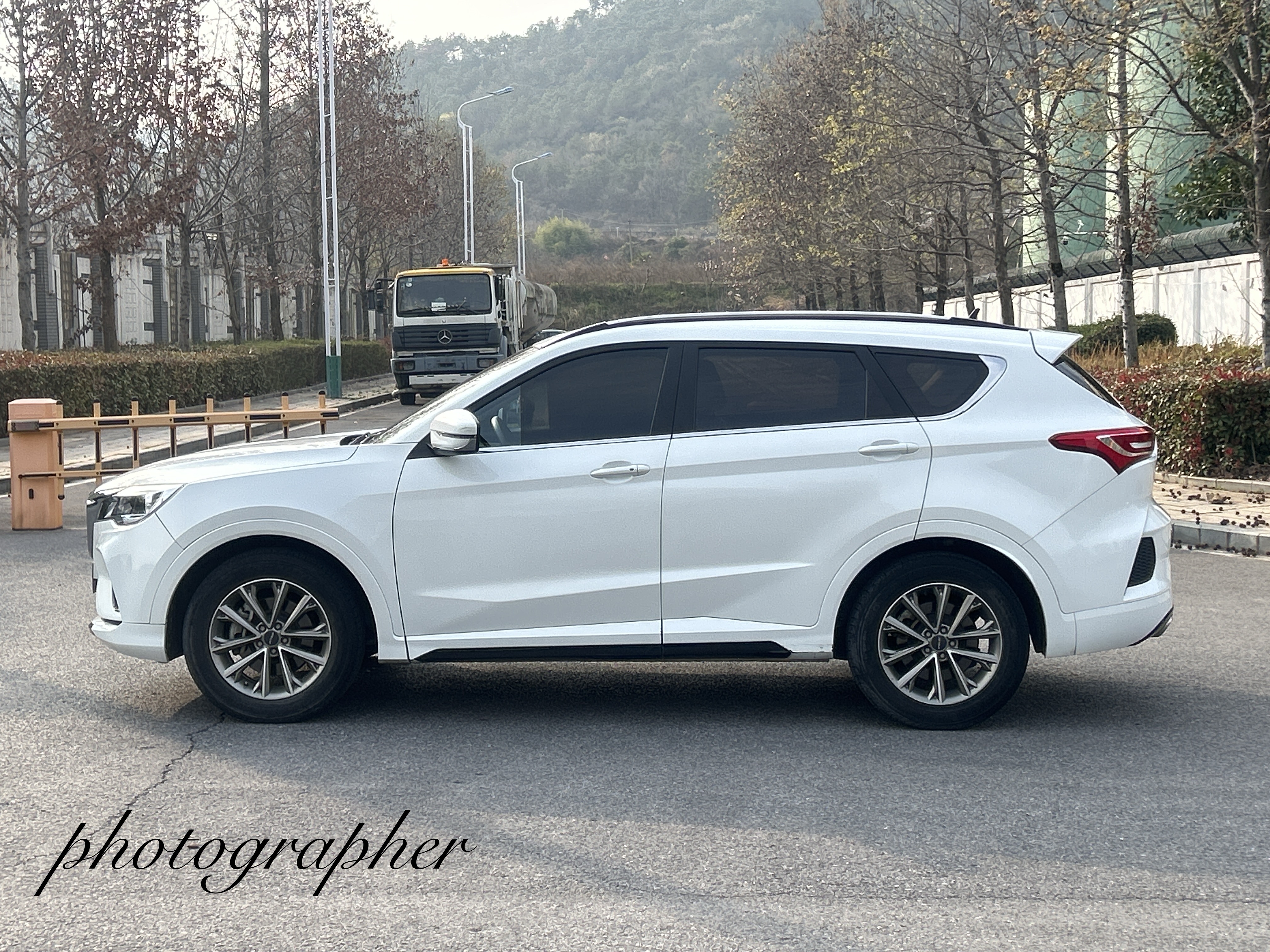X70 2021 car image #10