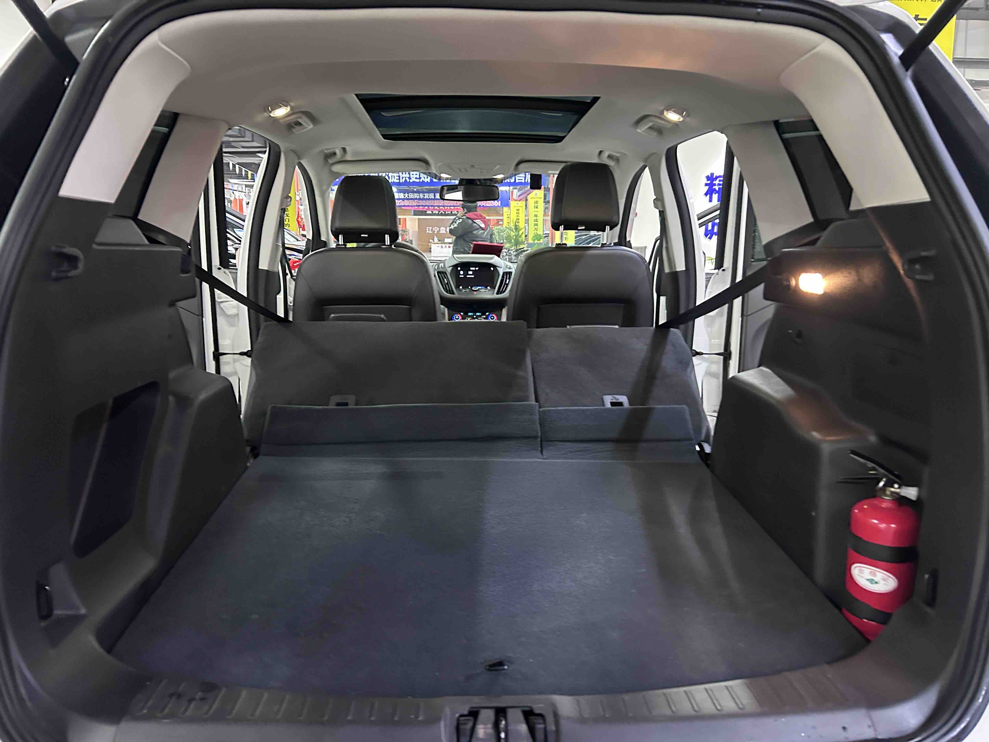 Ford Kuga 2021 car image #10