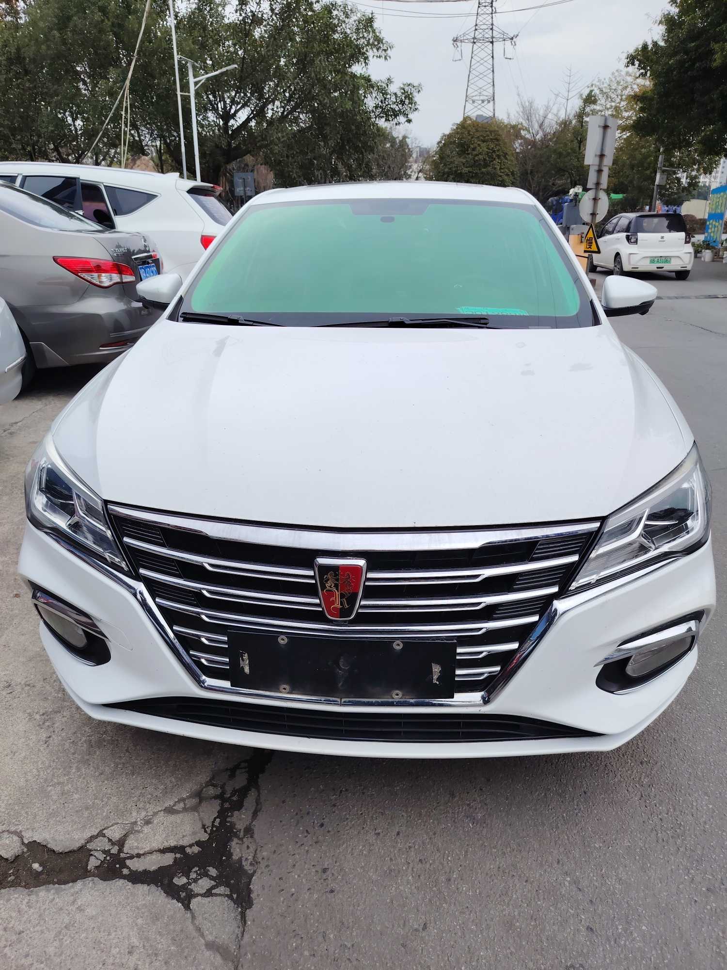 Roewe i5 2021 #10 Roewe i5 2021 car image #10