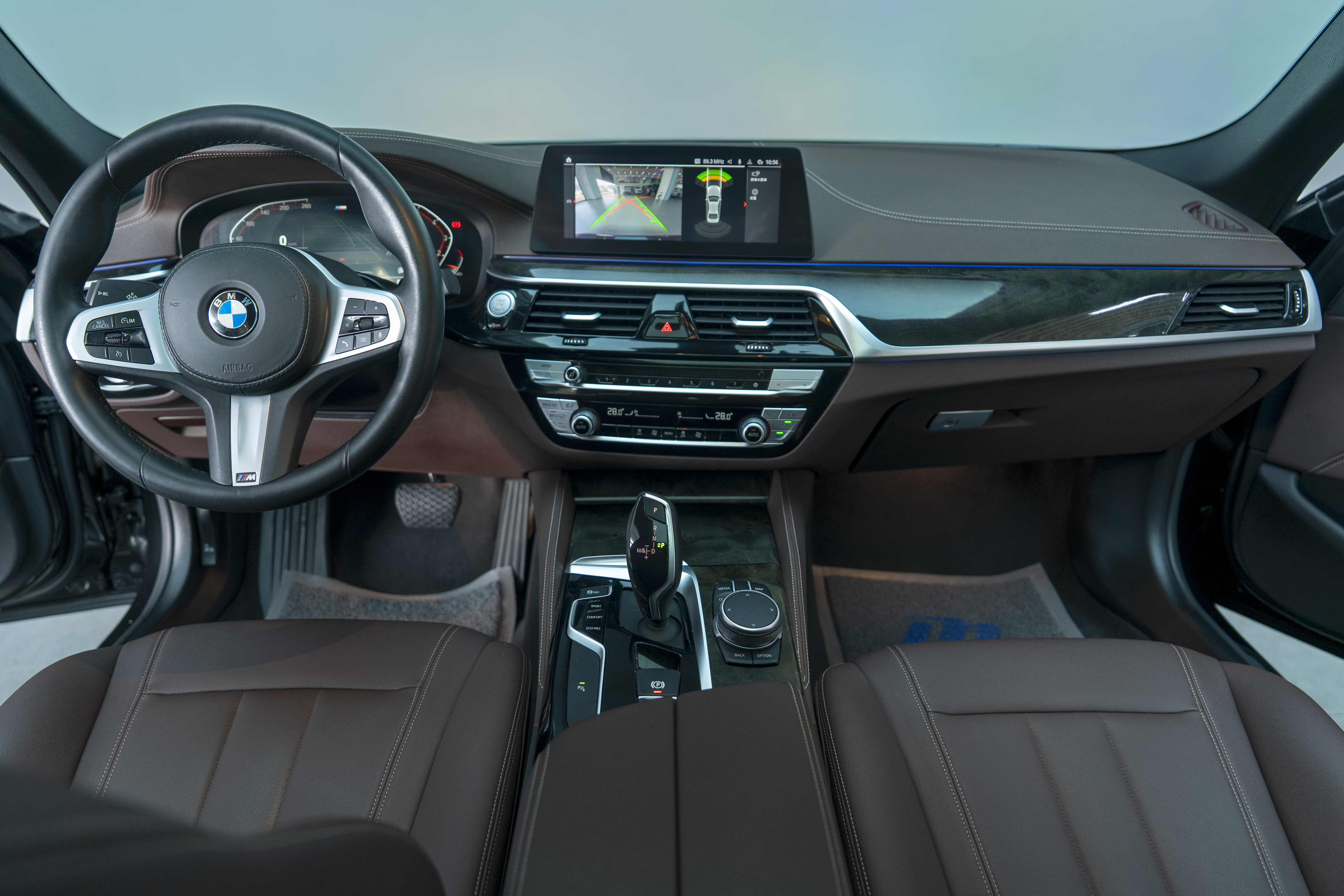 BMW 5 Series 2020 #10 BMW 5 Series 2020 car image #10