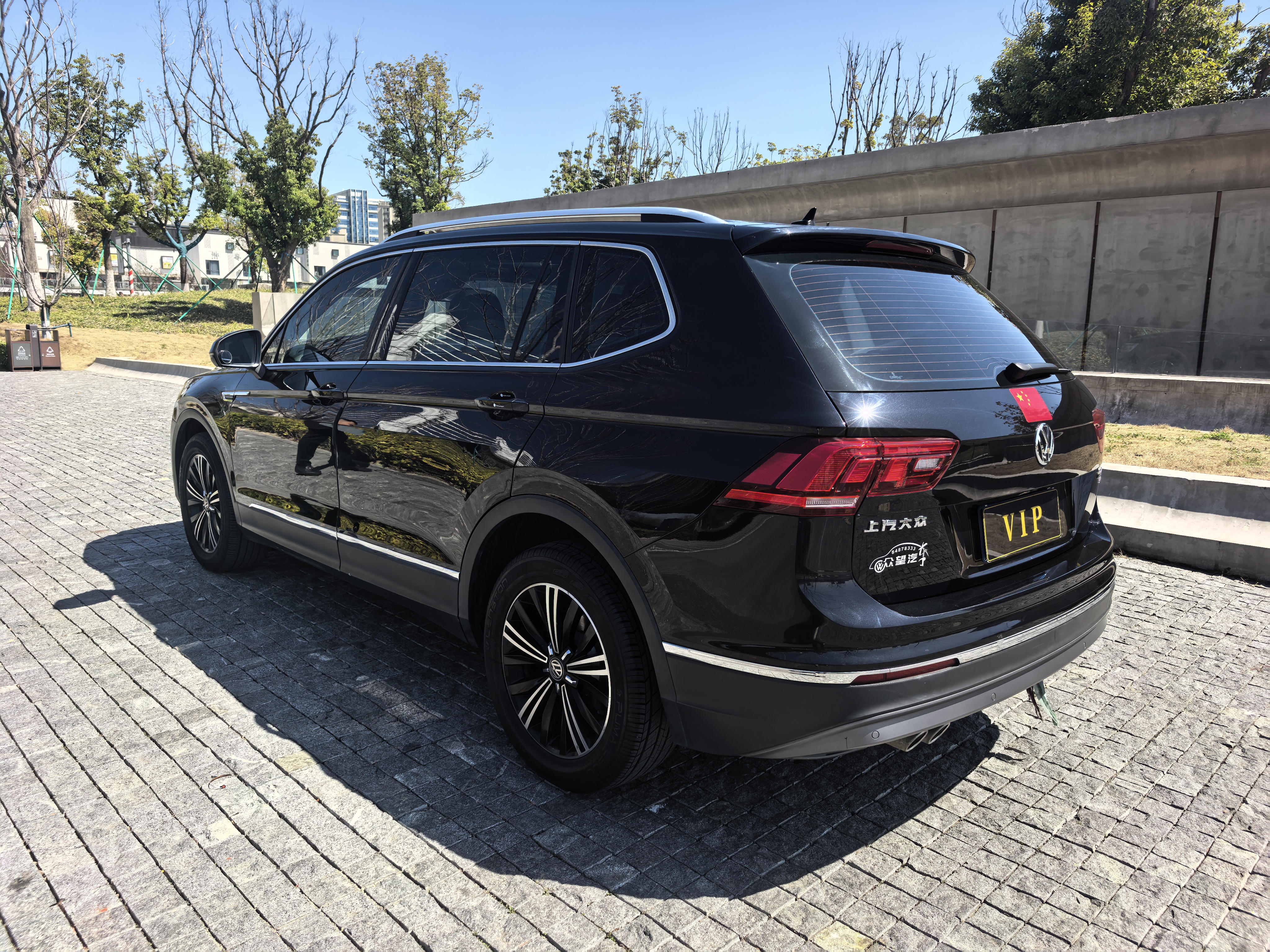 Volkswagen Tiguan L 2020 #10 Volkswagen Tiguan L 2020 car image #10