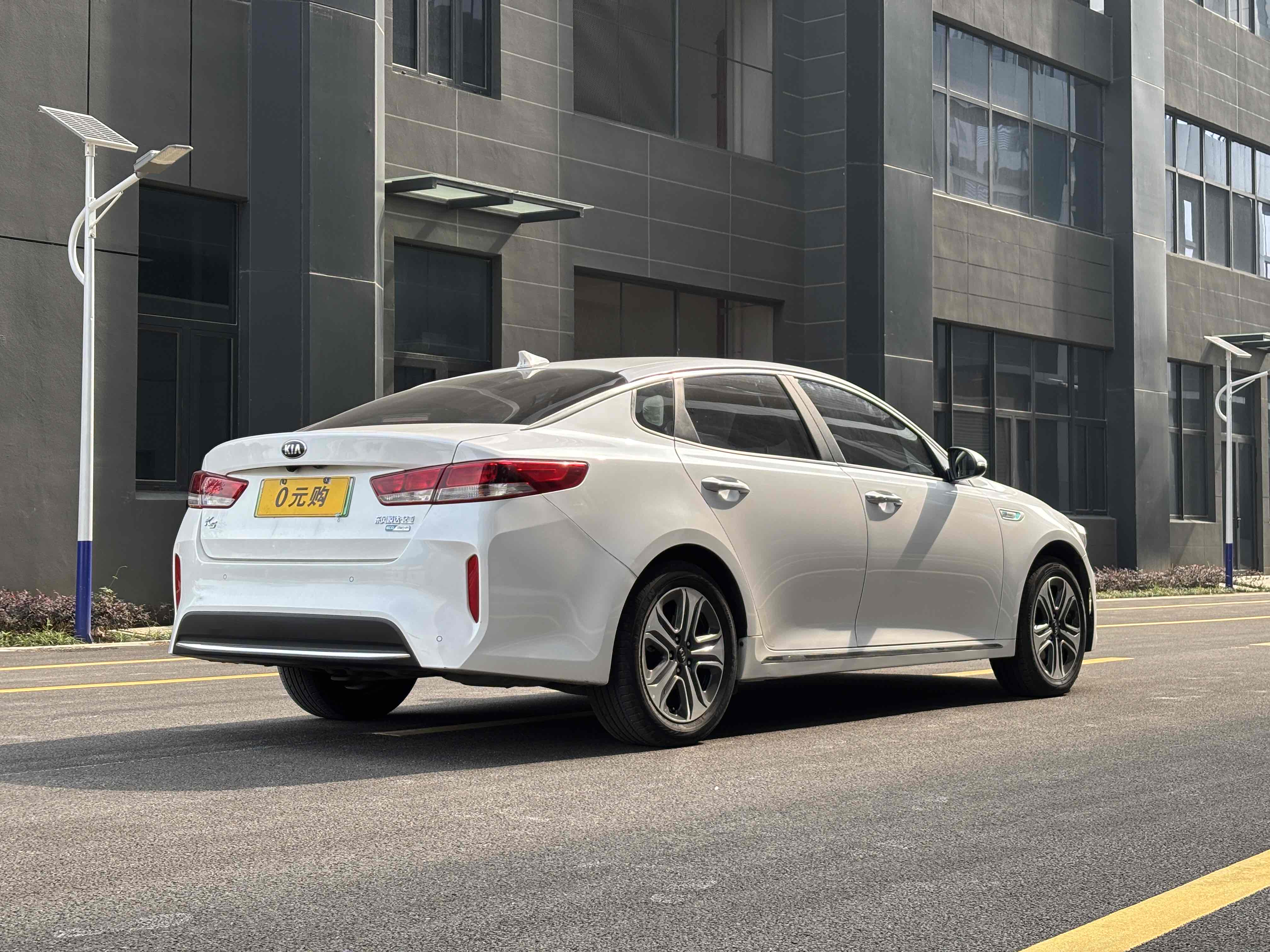 起亚 起亚K5新能源 2020 汽车图片 #10