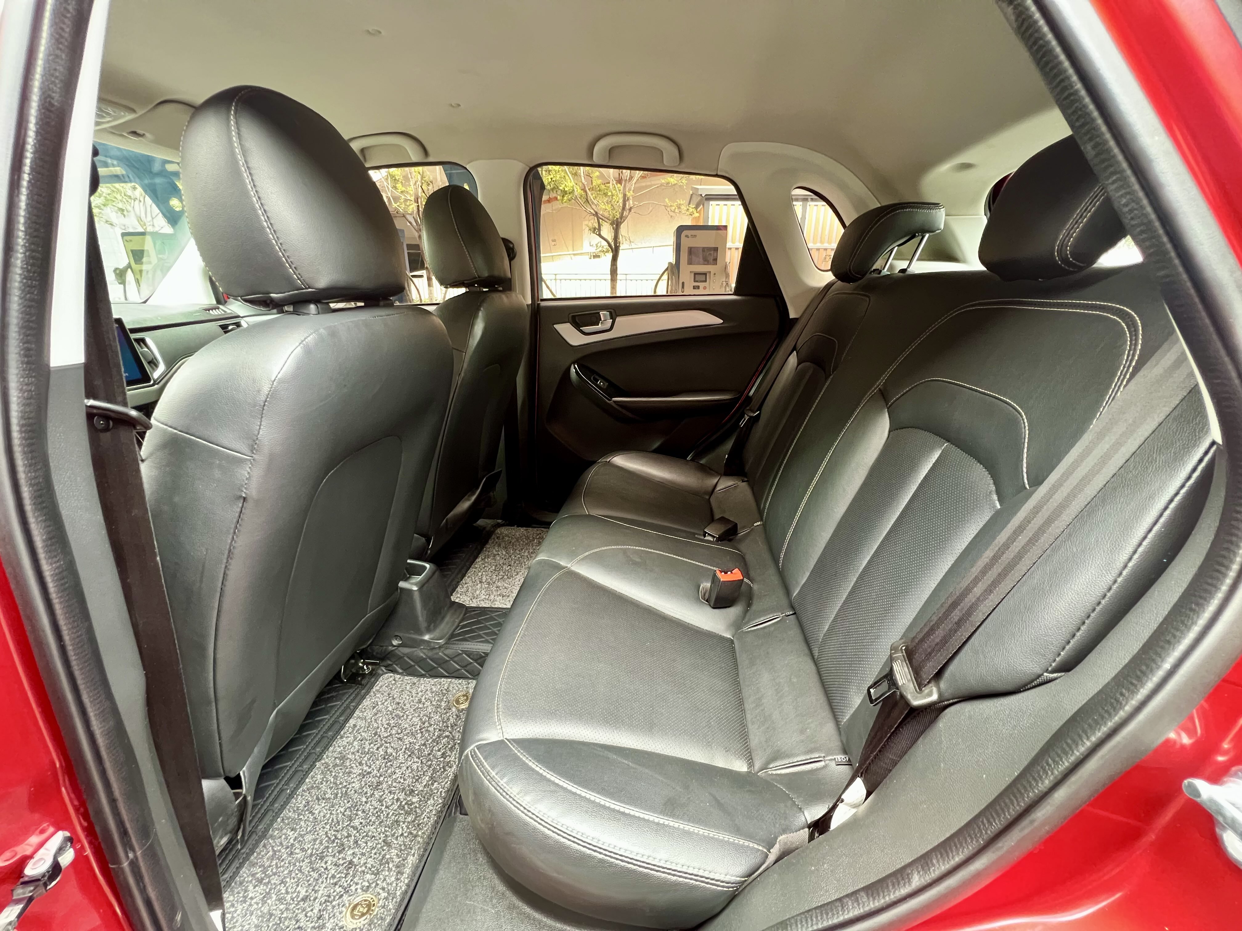 哪吒汽车 哪吒N01 2020 汽车图片 #10