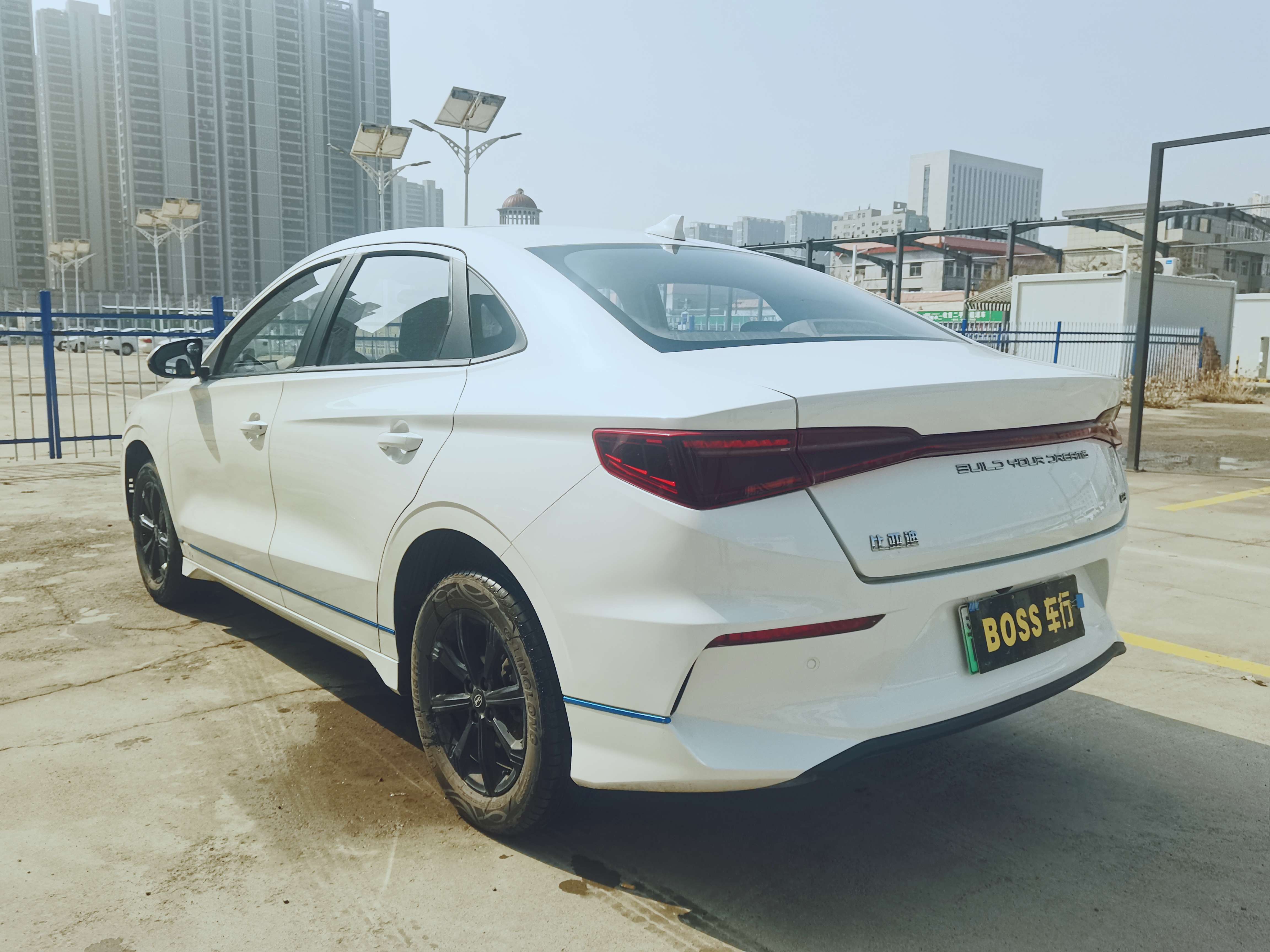 BYD e3 2020 #10 BYD e3 2020 car image #10