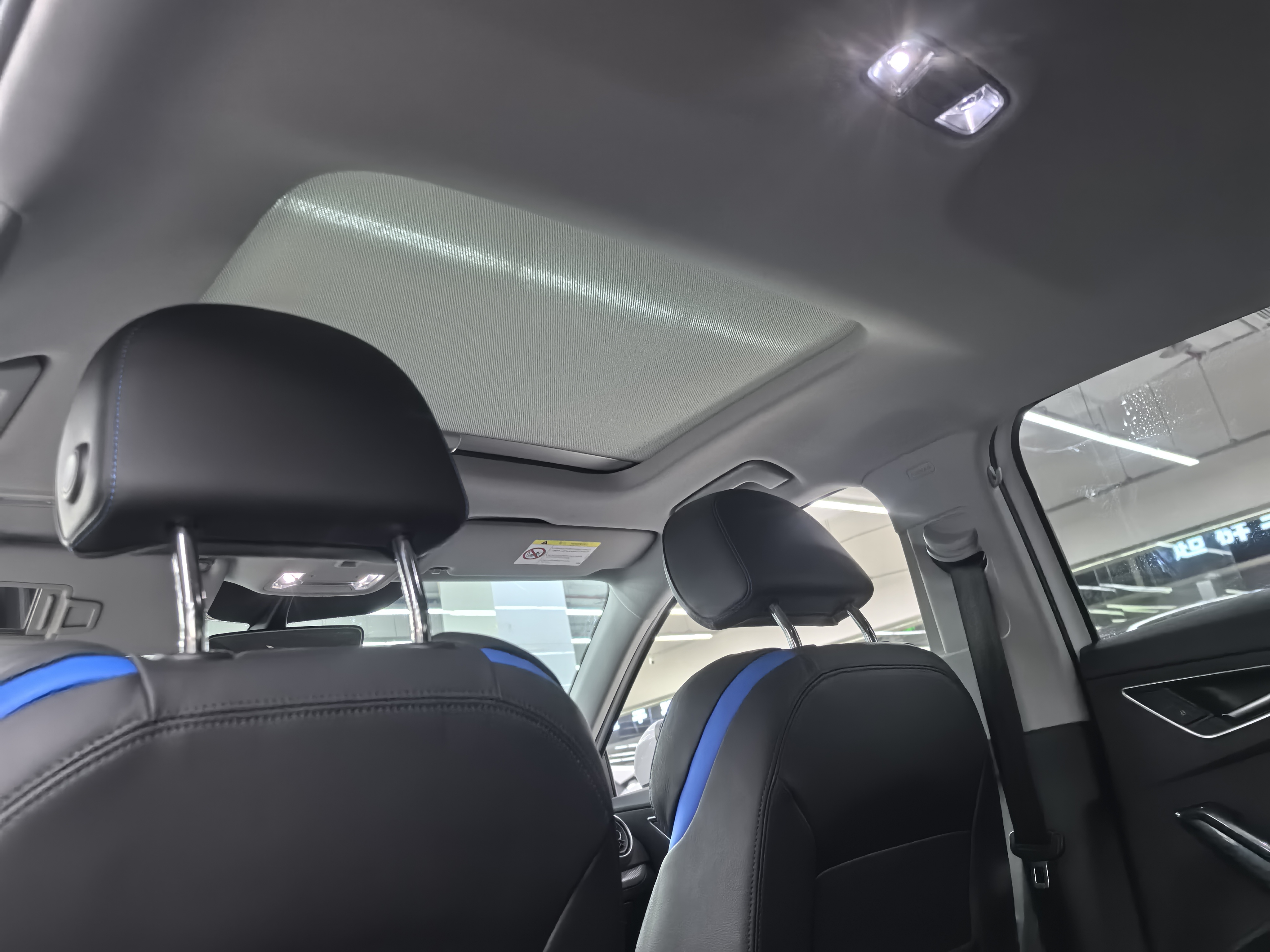 Audi Q2L e-tron 2021 #10 Audi Q2L e-tron 2021 car image #10