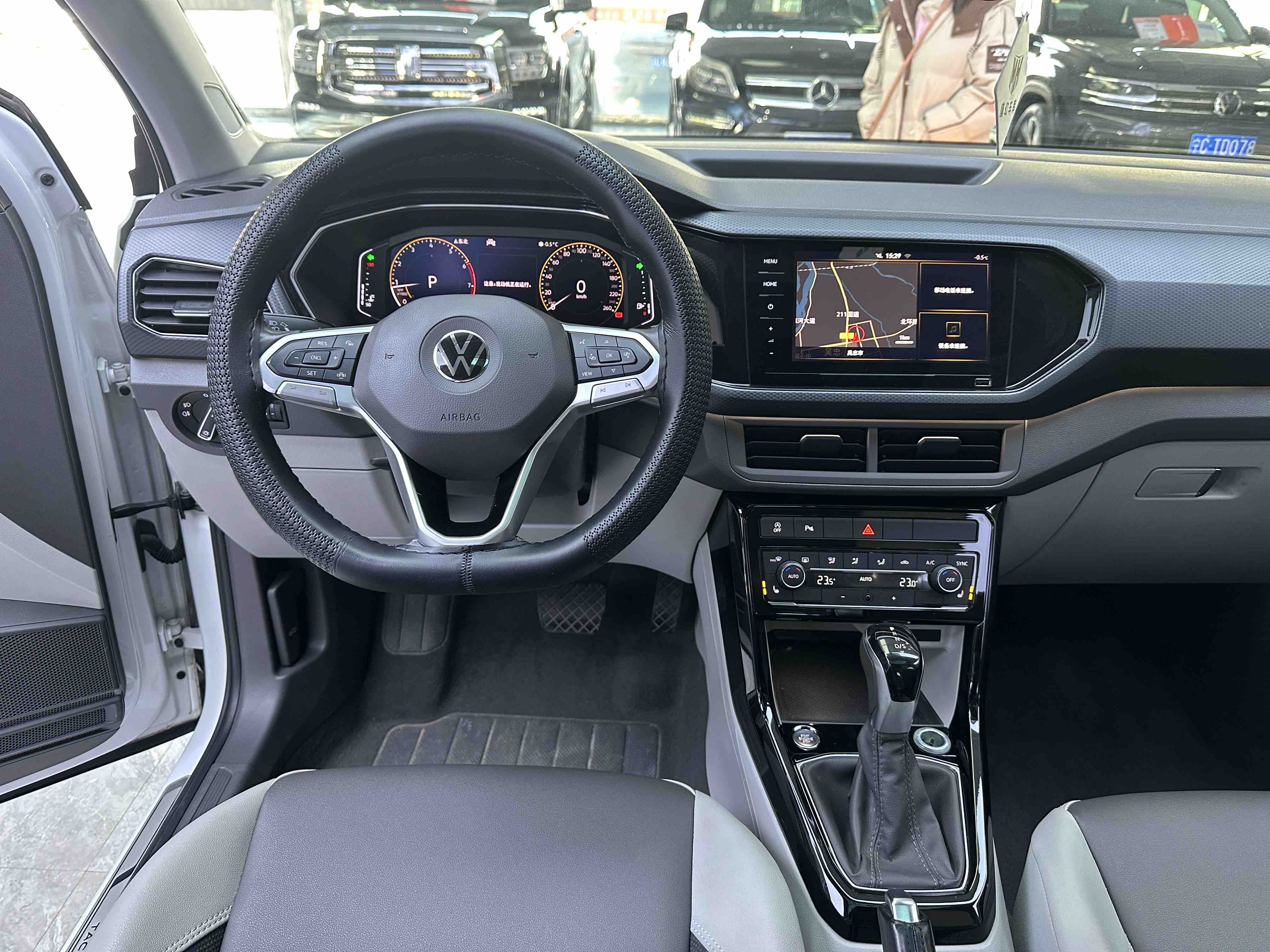 Volkswagen Tacqua 2020 car image #10