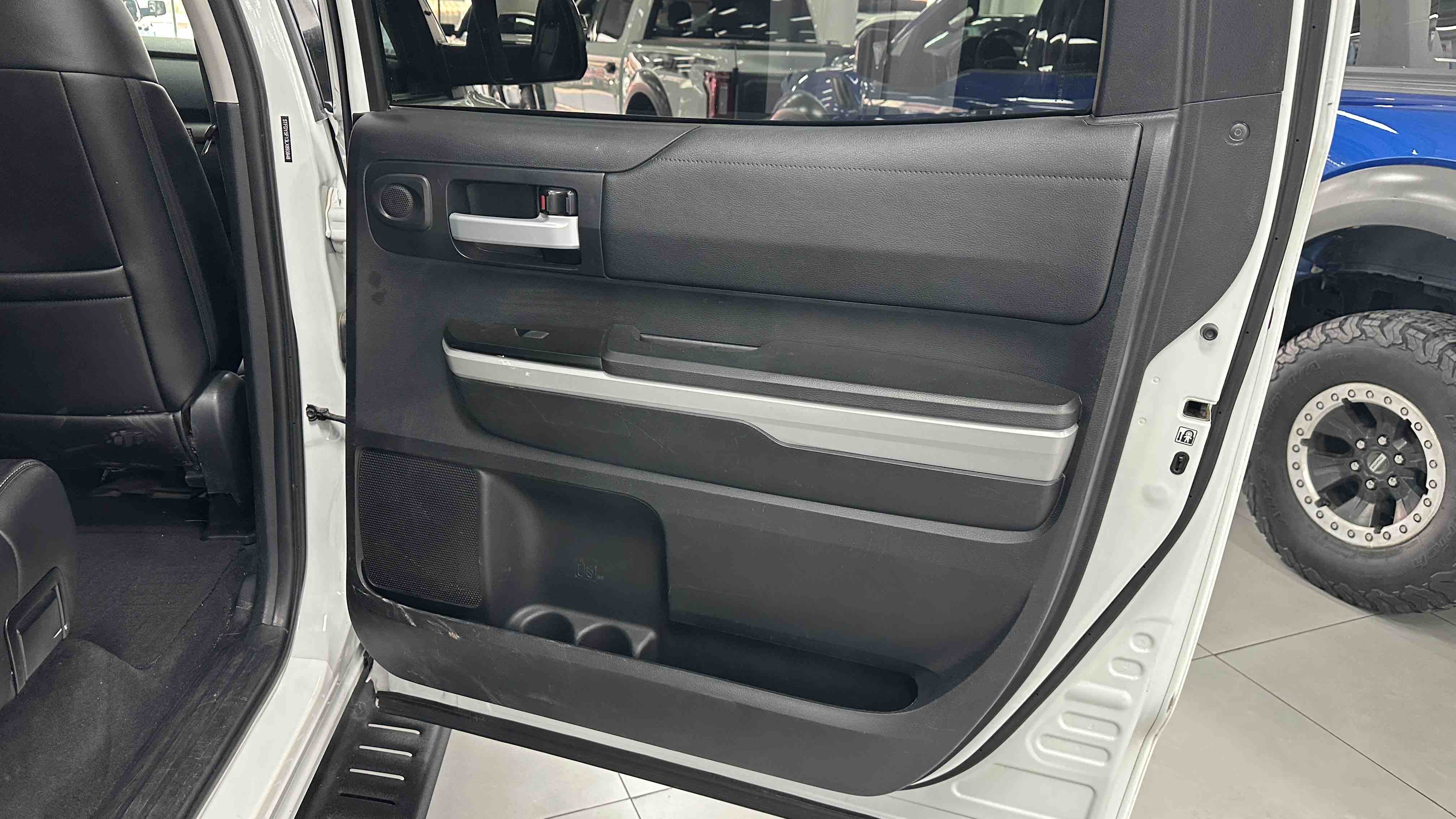 Toyota 2020 car image #10