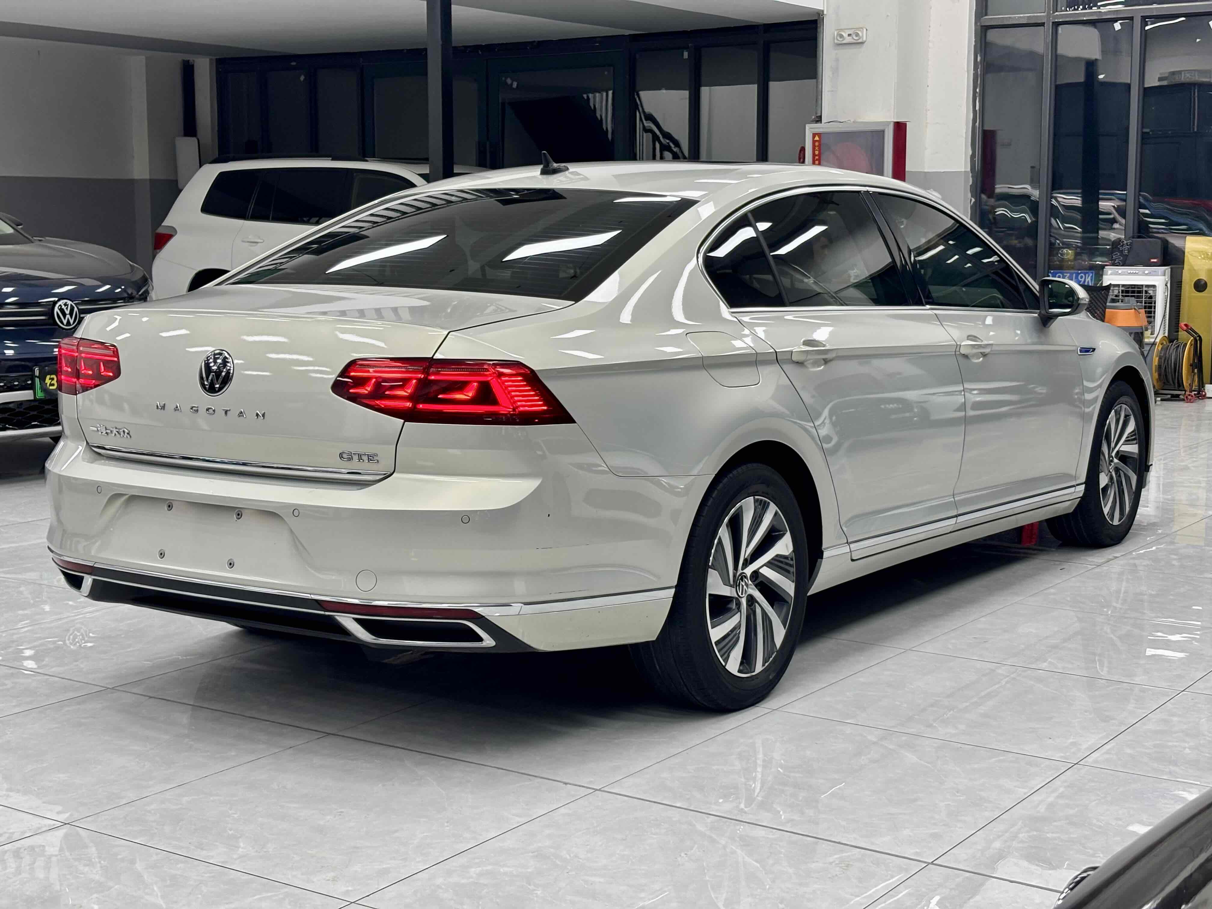 Volkswagen Magotan GTE 2021 car image #10
