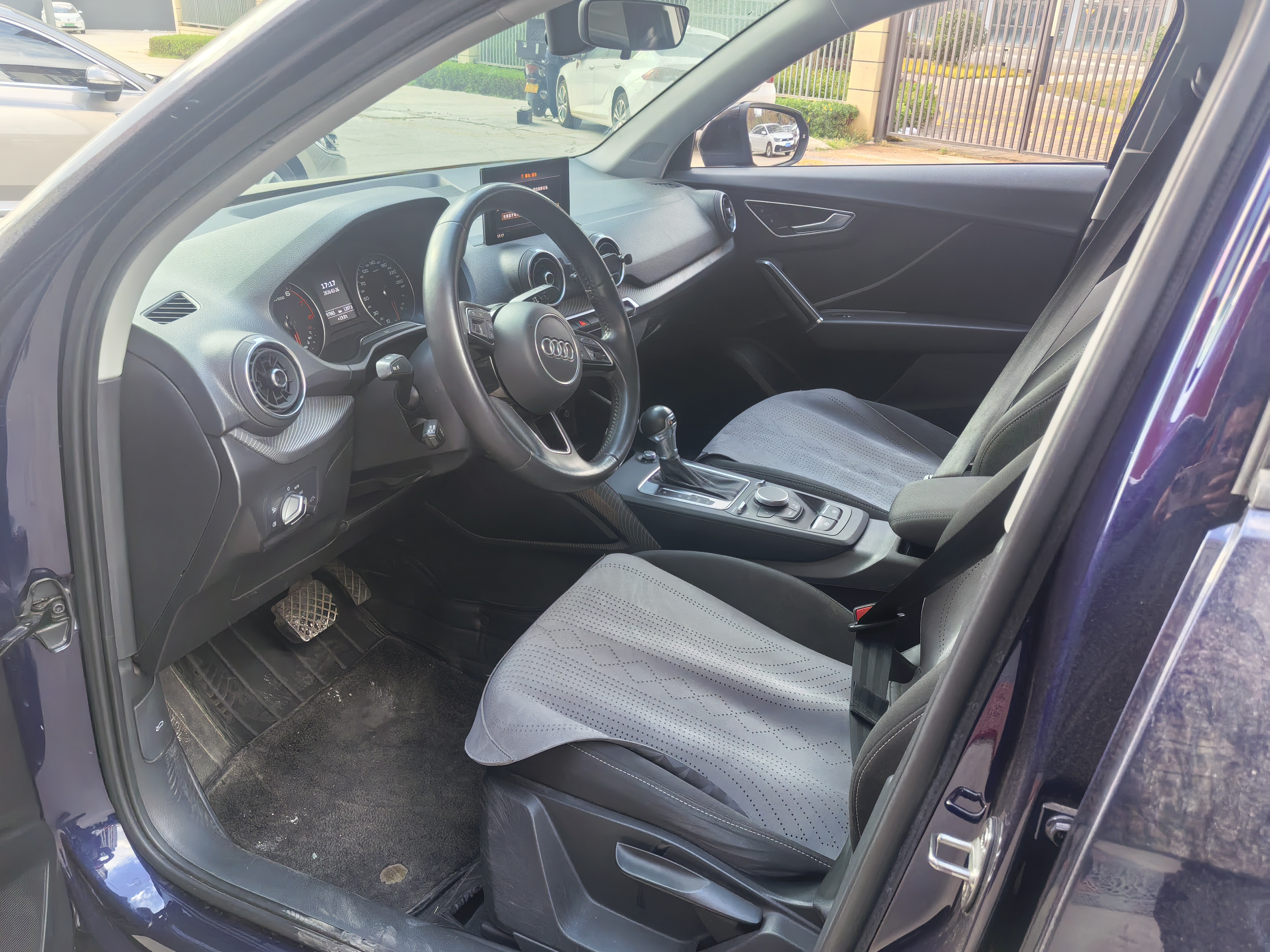 Q2L 2020 car image #10