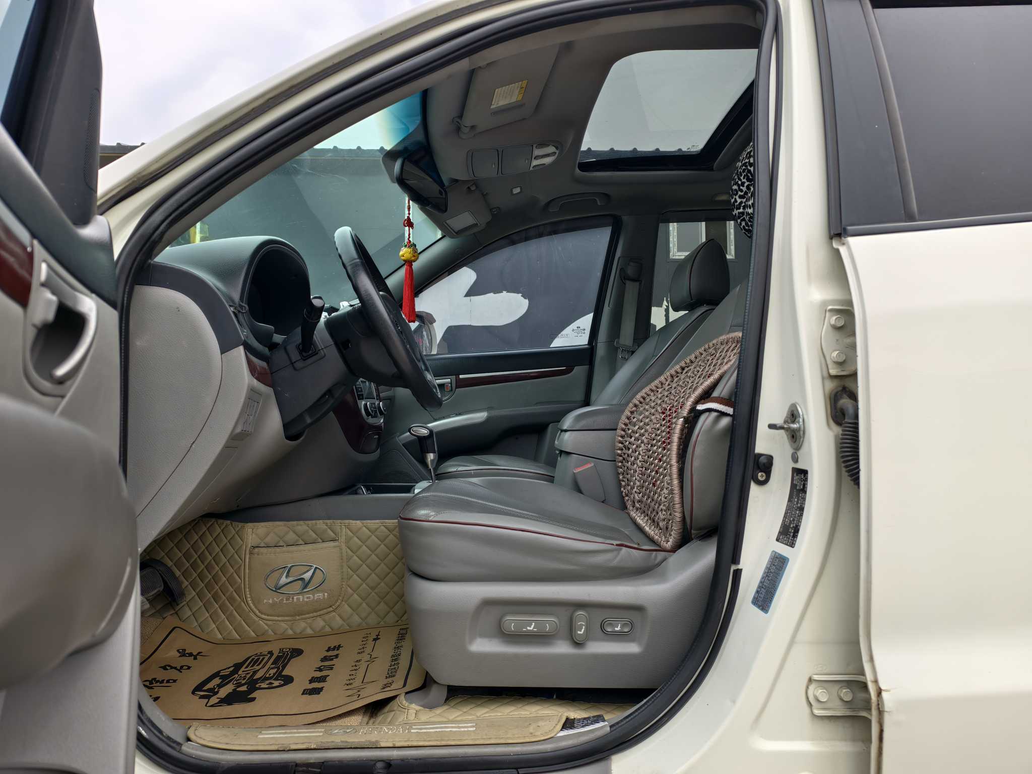 Hyundai Santa Fe Classic 2008 car image #10