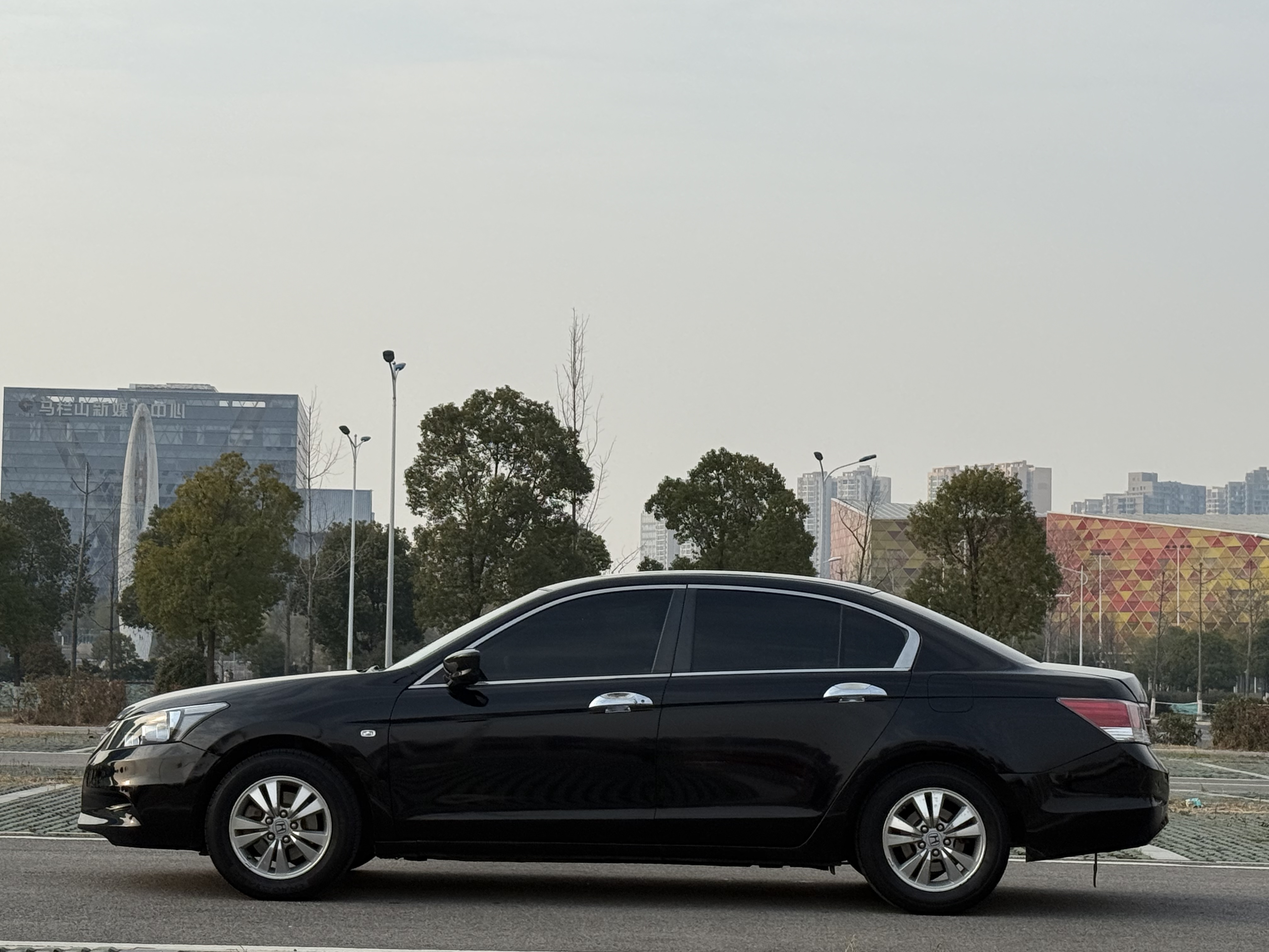 Honda Accord 2011 car image #10