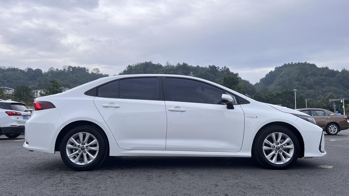 Toyota Corolla Hybird E+ 2024 #10 Toyota Corolla Hybird E+ 2024 immagine di auto #10