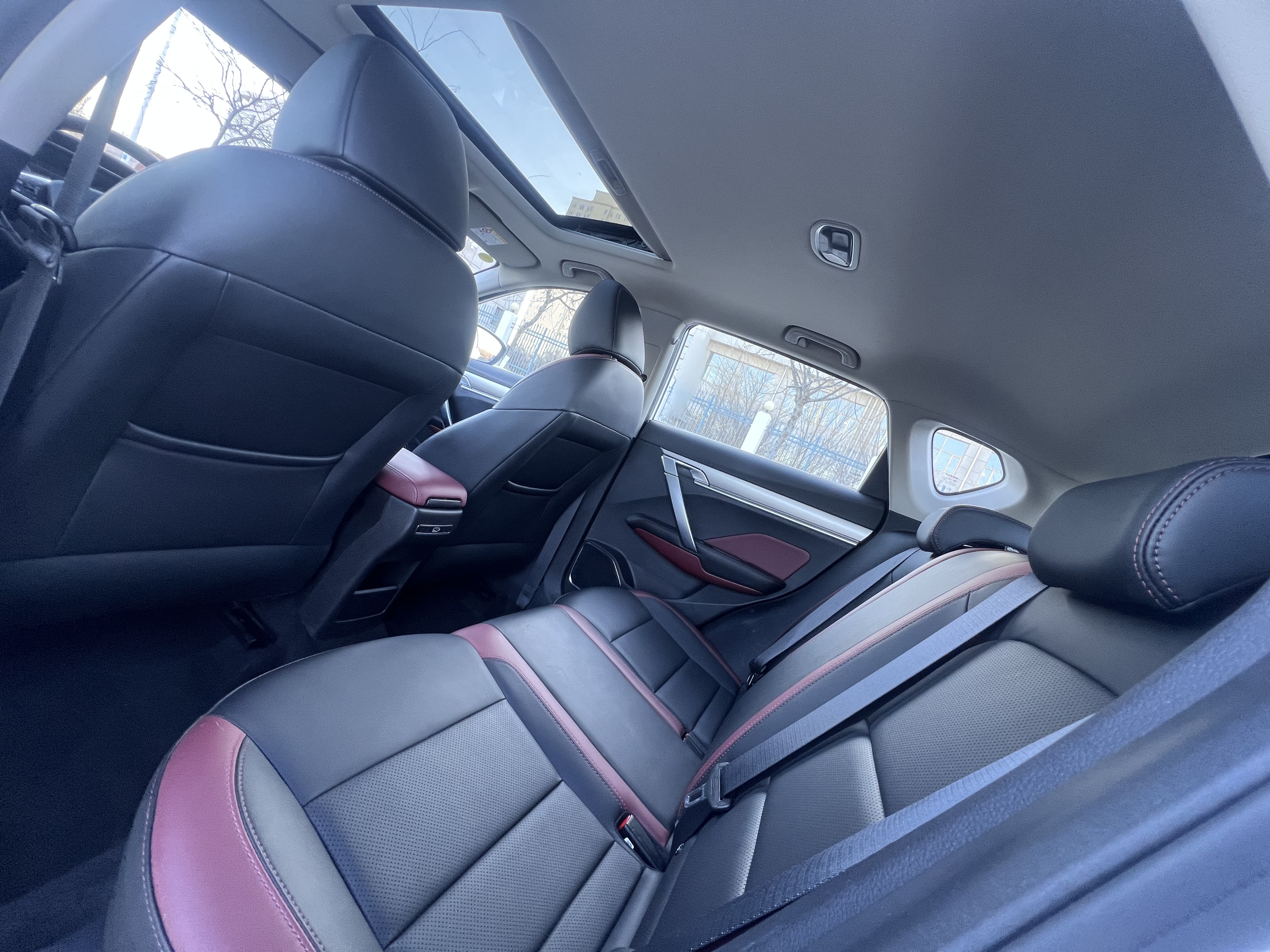 GEELY Coolray 2021 car image #10