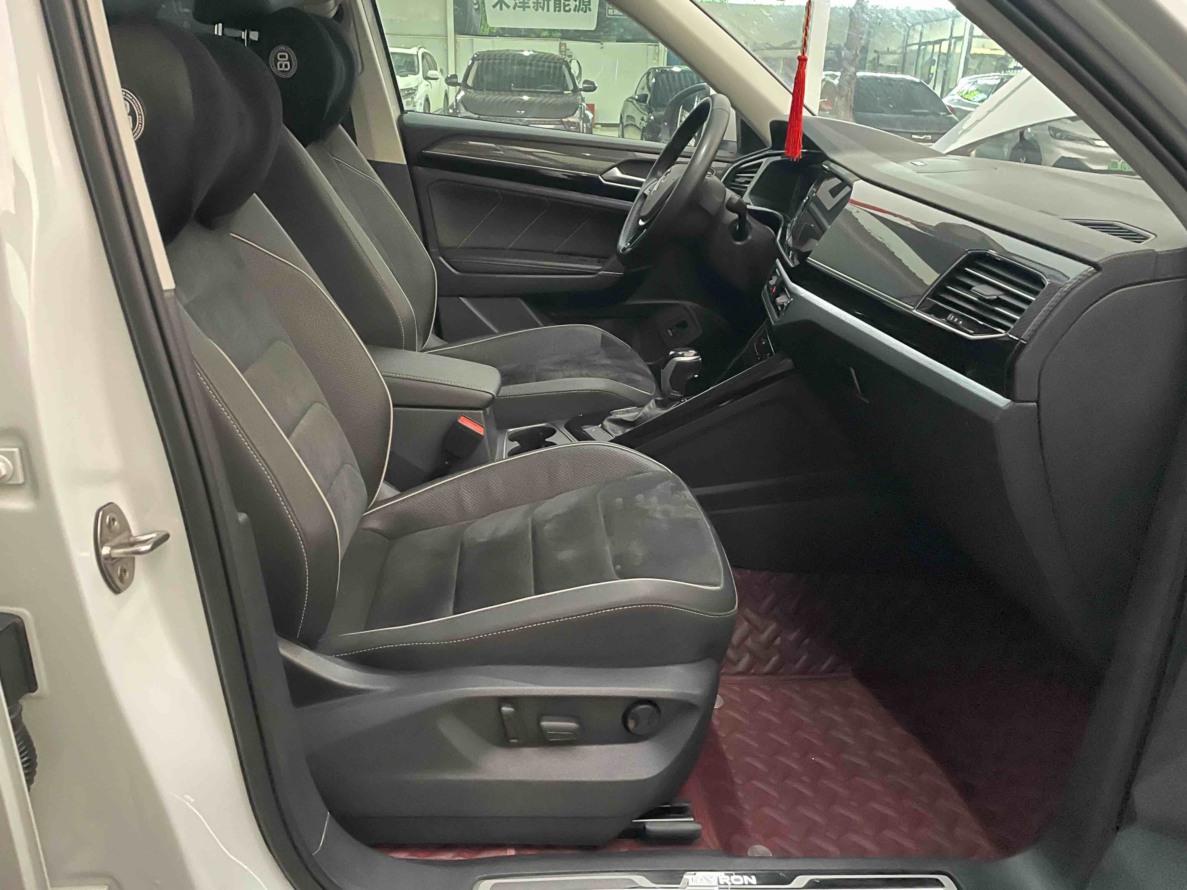 Volkswagen Tayron 2021 car image #10