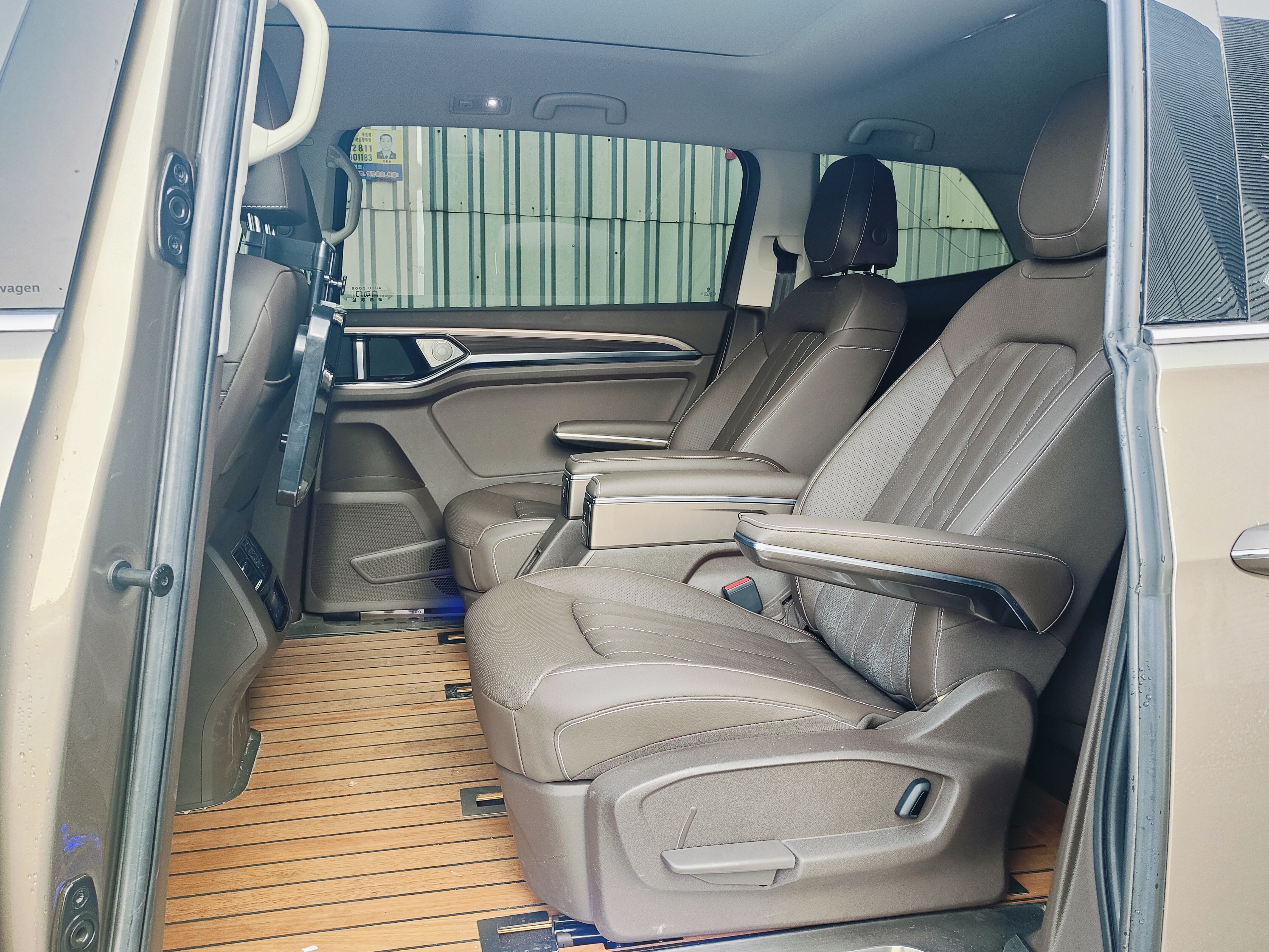 Volkswagen 2021 immagine di auto #10