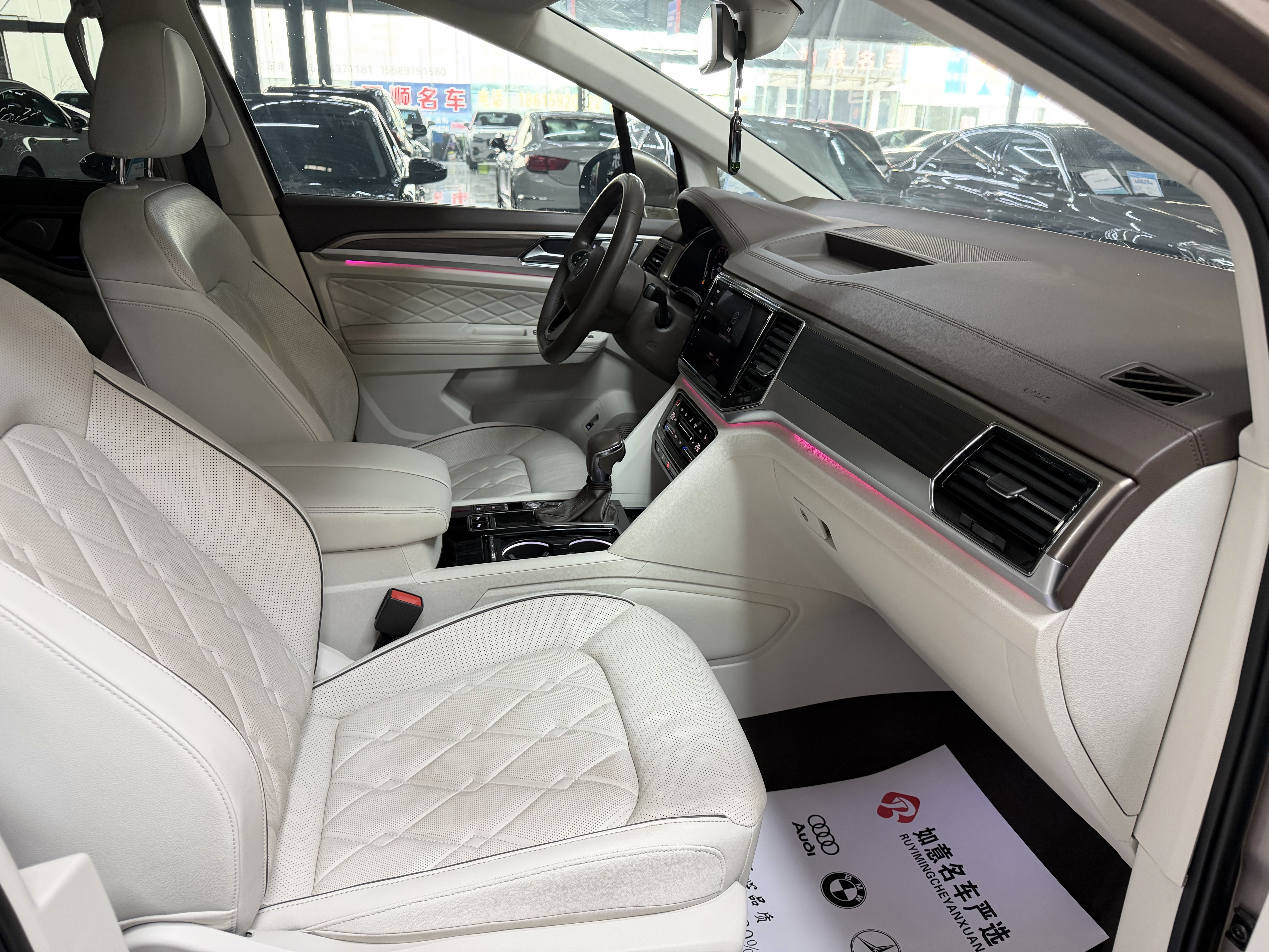 Volkswagen Viloran 2020 #10 Volkswagen Viloran 2020 immagine di auto #10