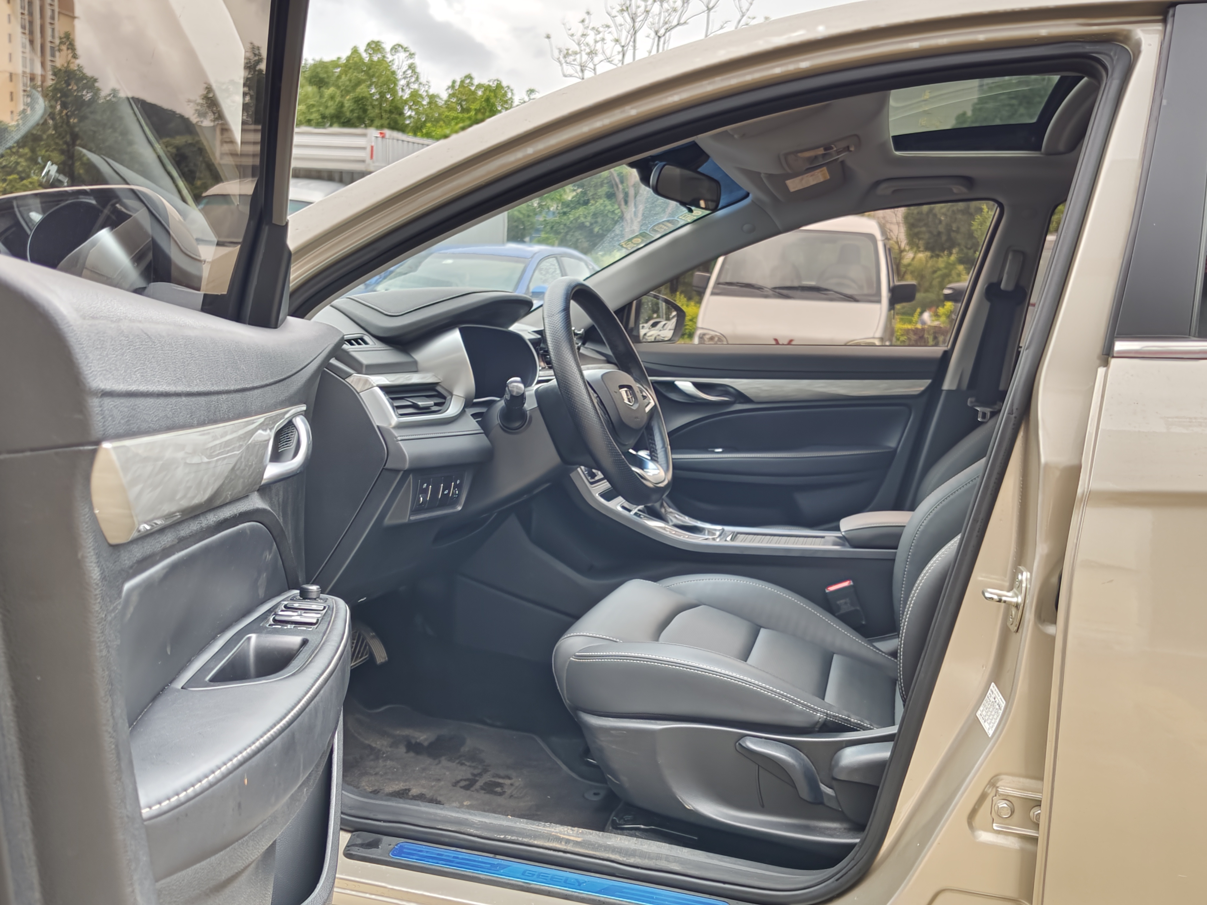 GEELY Emgrand 2020 #10 GEELY Emgrand 2020 car image #10