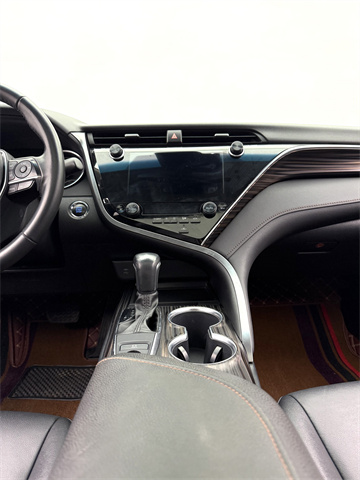 Toyota Camry 2021 car image #10