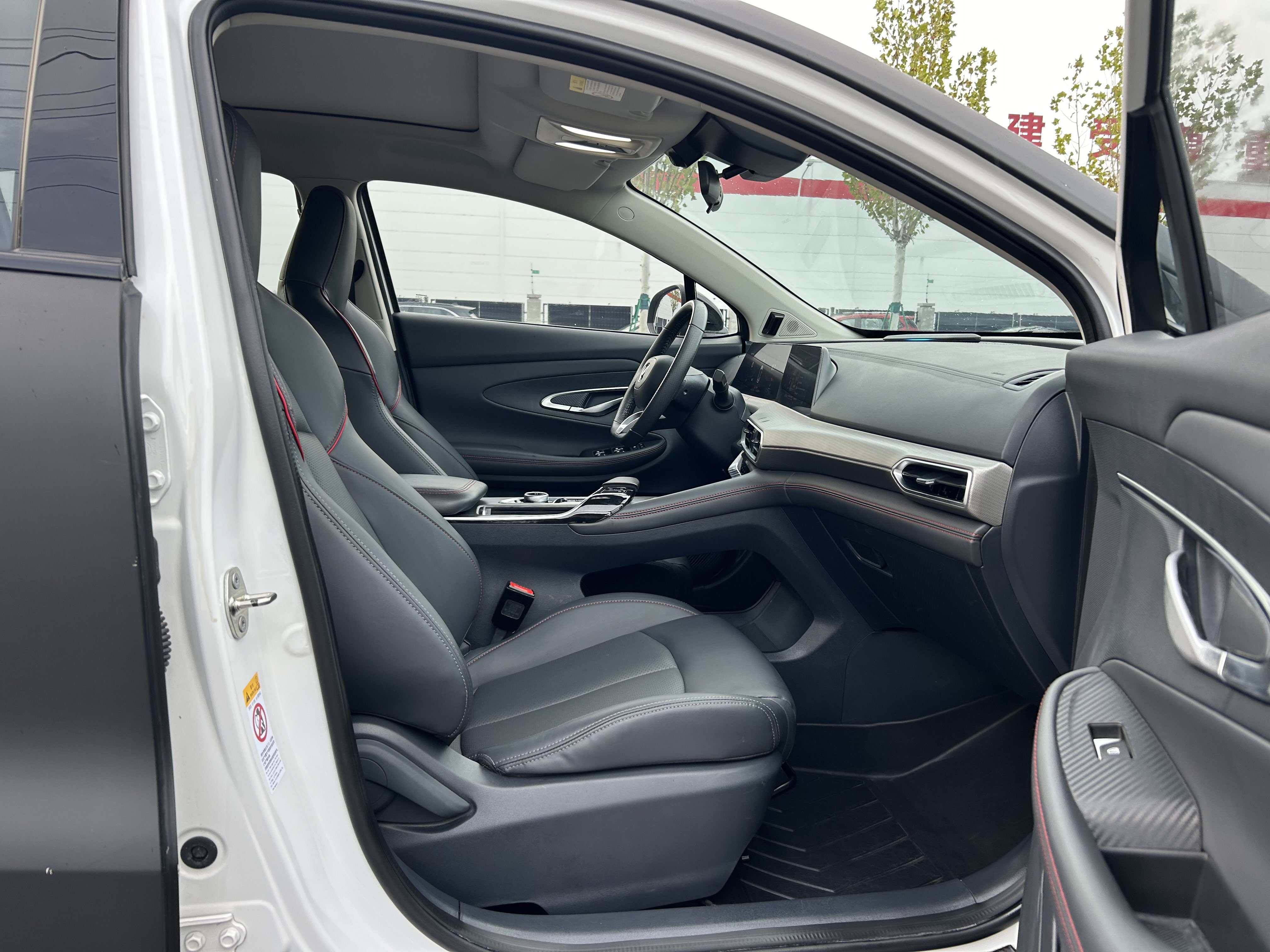 Changan UNI-T 2021 car image #10