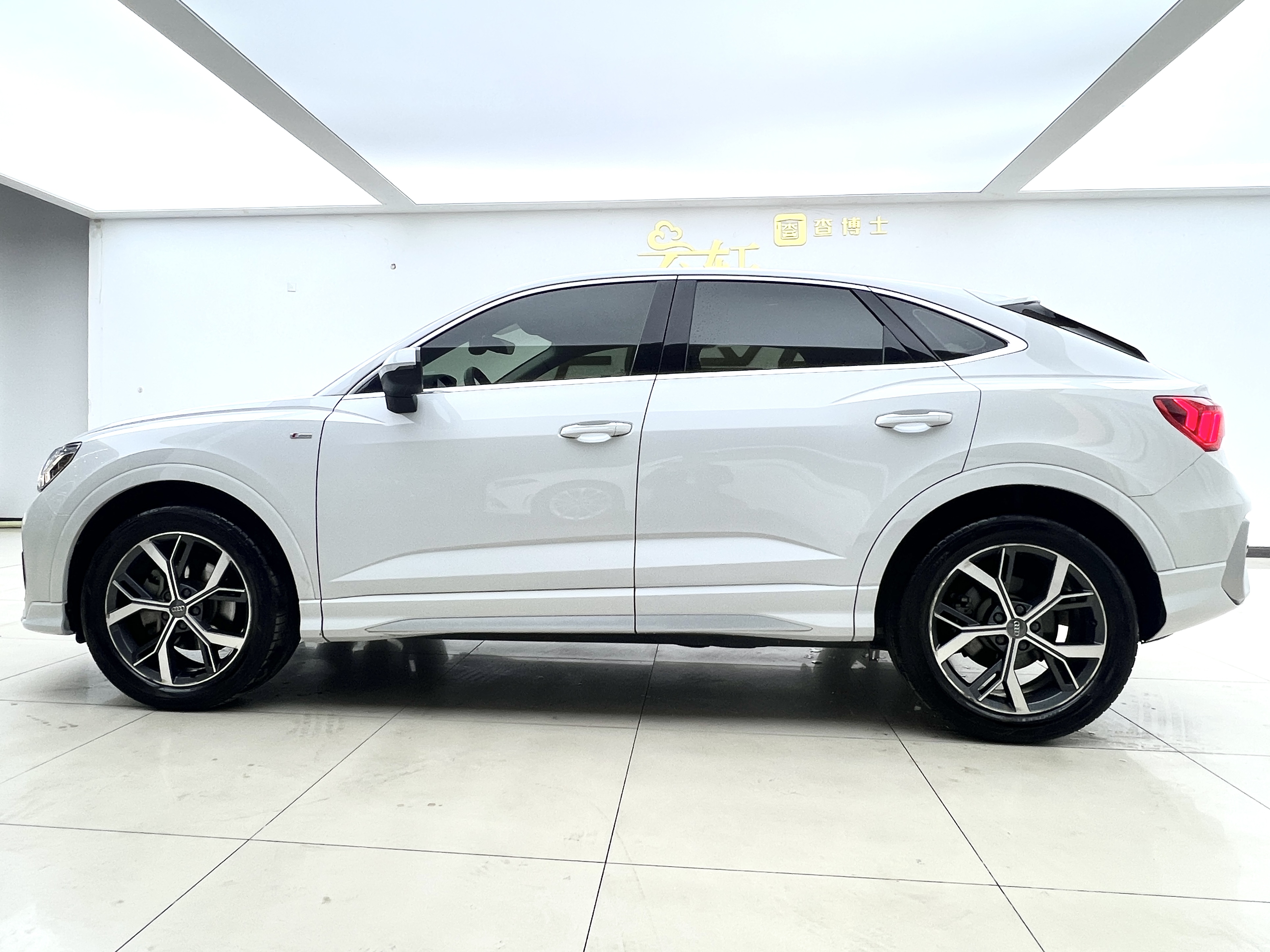 Audi Q3 Sportback 2021 #10 Audi Q3 Sportback 2021 car image #10