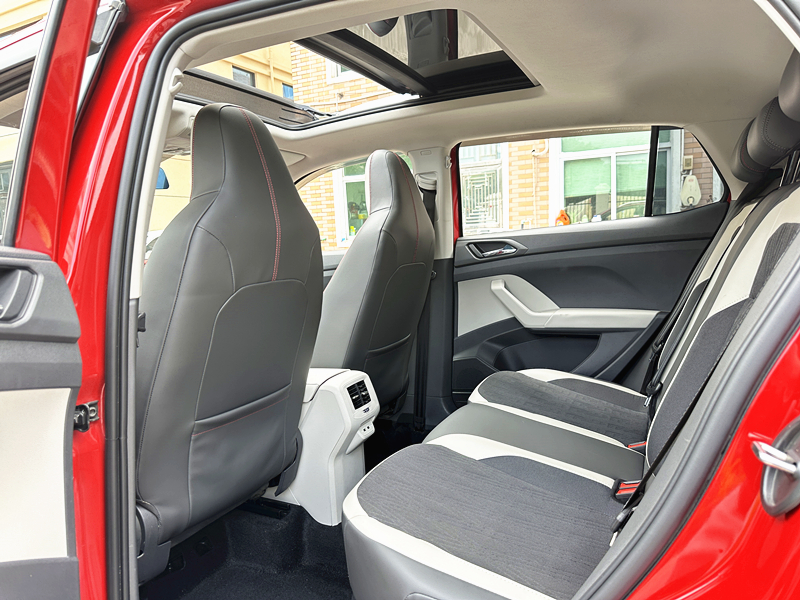 Volkswagen T-Cross 2019 car image #10